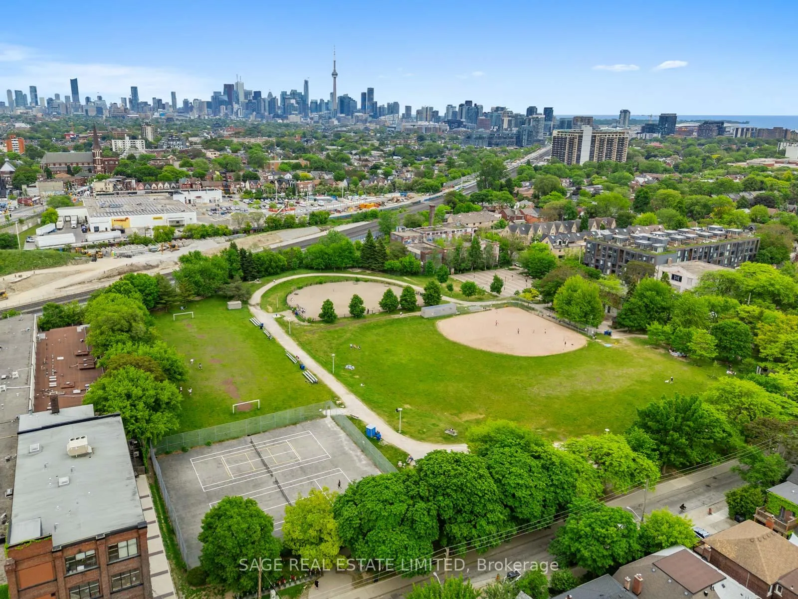 Photo 39 of Unit 304, 430 Roncesvalles Avenue, Toronto, Roncesvalles — HOMEH