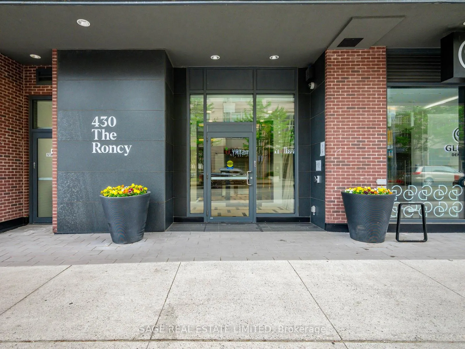 Photo 44 of Unit 304, 430 Roncesvalles Avenue, Toronto, Roncesvalles — HOMEH
