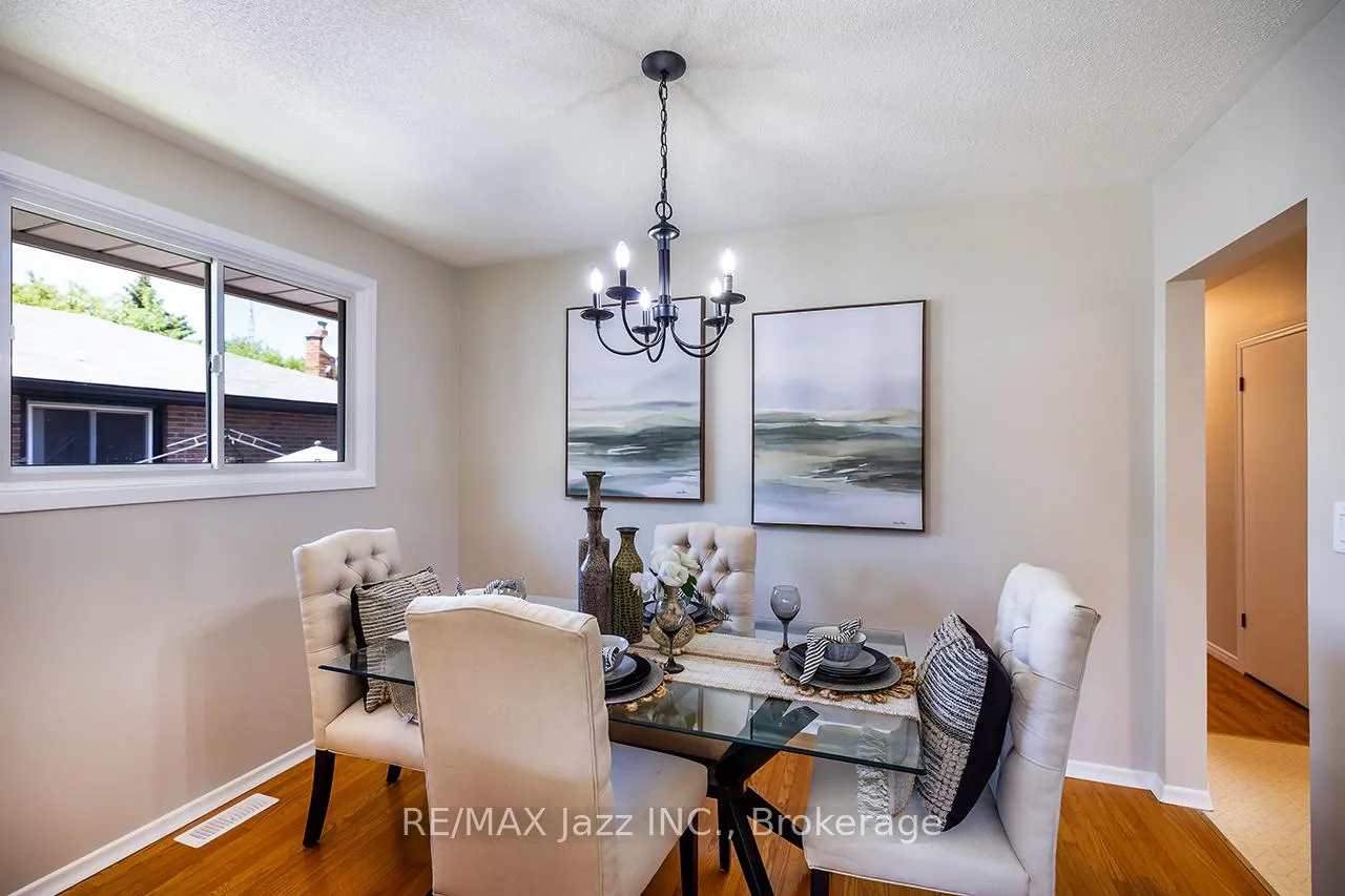 Photo 9 of 369 Waverly Street N, Oshawa, McLaughlin — HOMEH