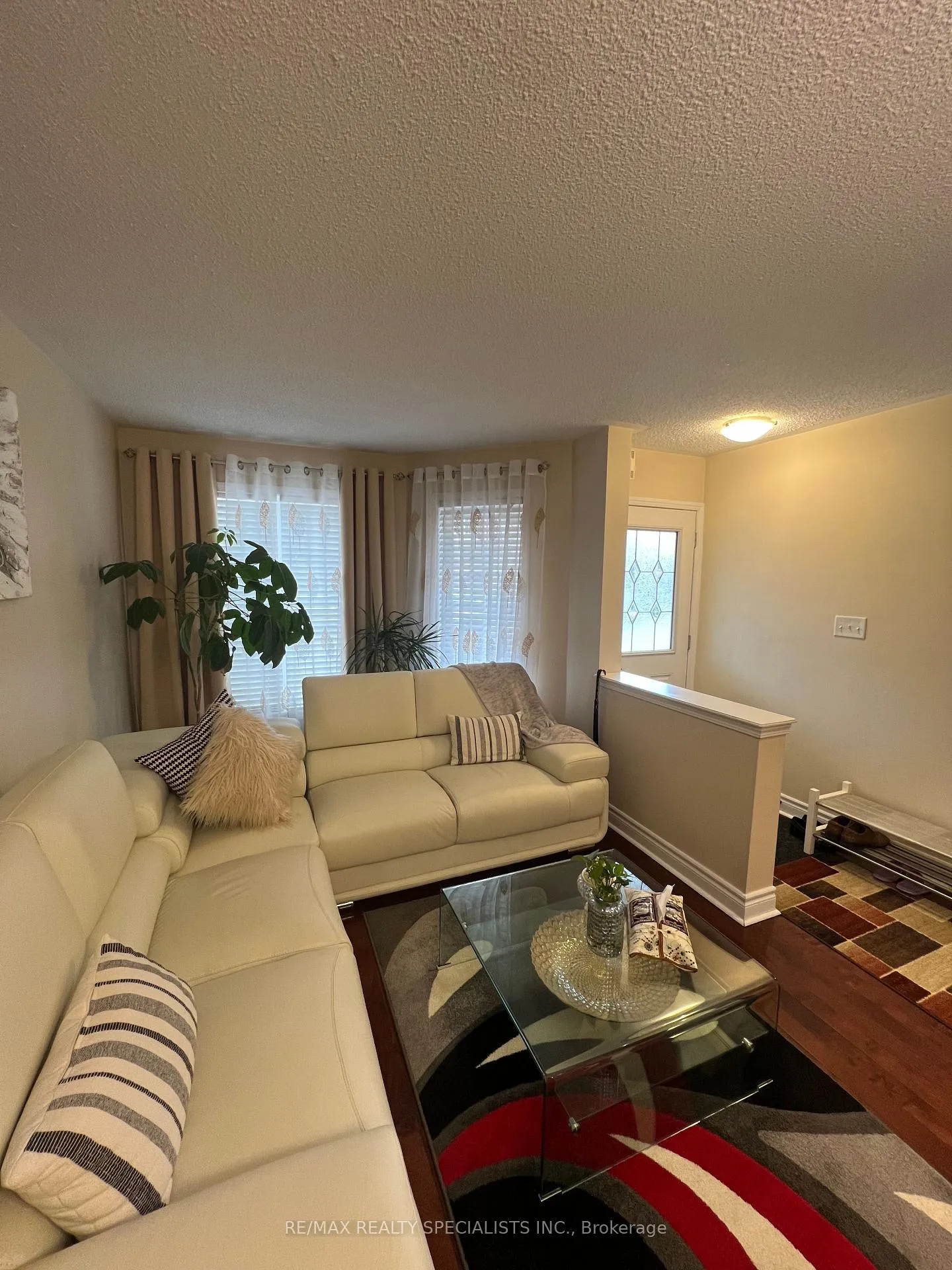 Photo 6 of 860 Luxton Drive, Milton, Beaty — HOMEH
