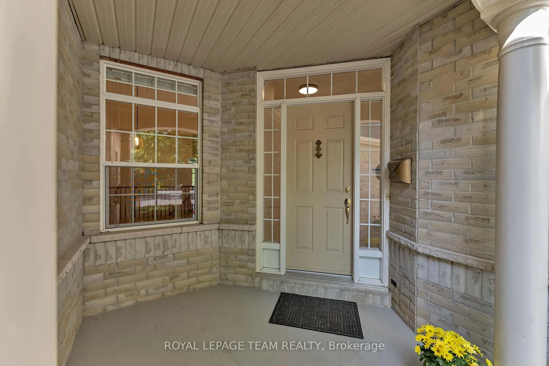 Photo 5 of 32 Silverthorn Court, Ottawa, Barrhaven - Stonebridge — HOMEH