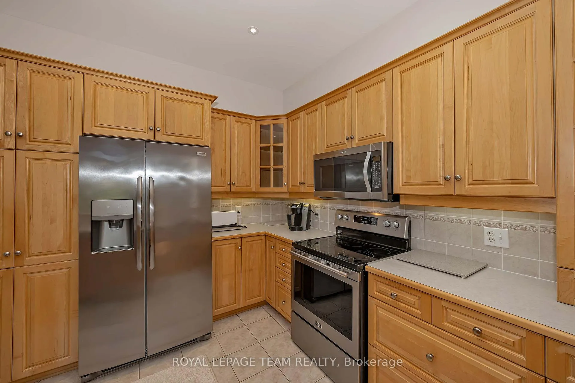 Photo 12 of 32 Silverthorn Court, Ottawa, Barrhaven - Stonebridge — HOMEH
