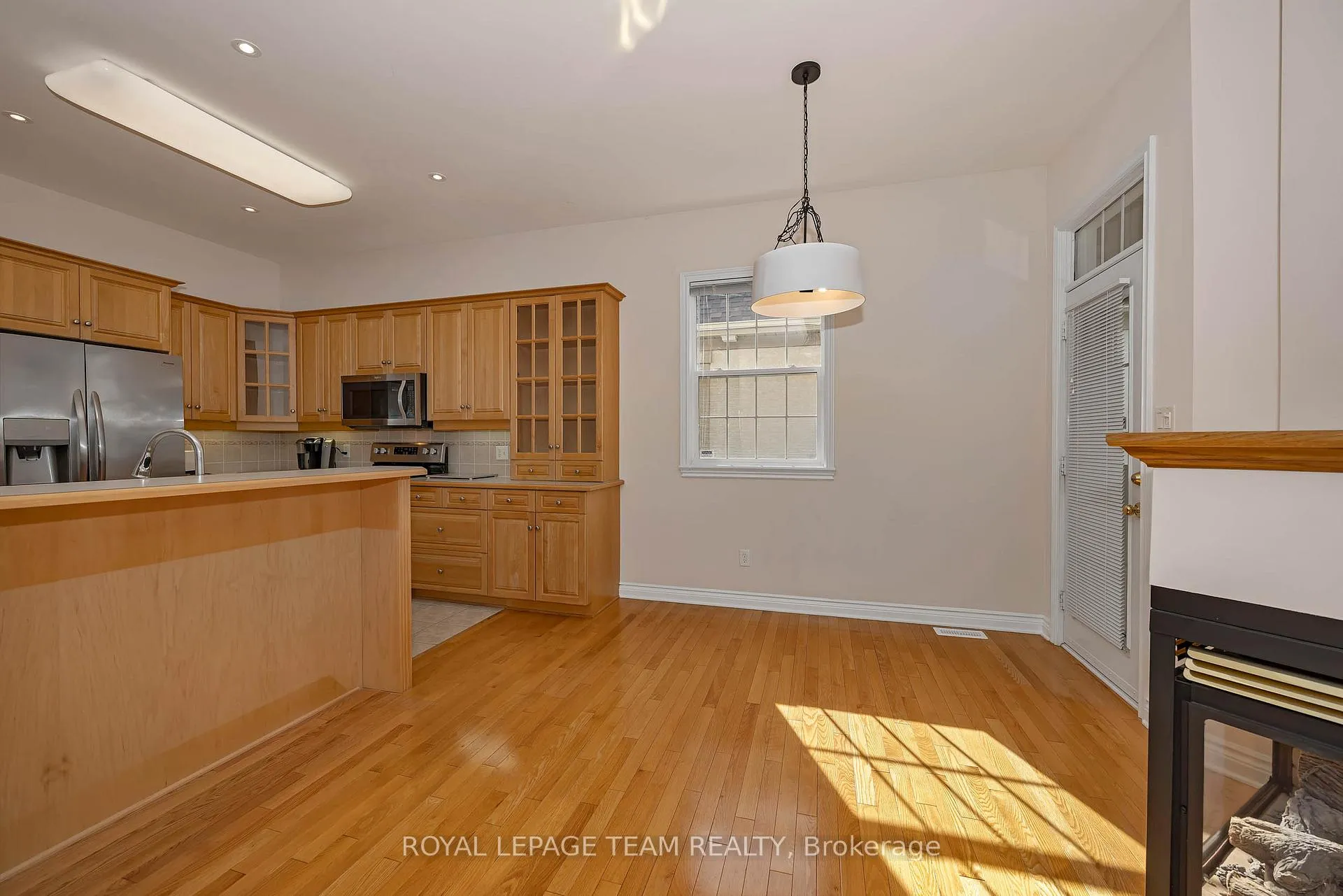 Photo 18 of 32 Silverthorn Court, Ottawa, Barrhaven - Stonebridge — HOMEH