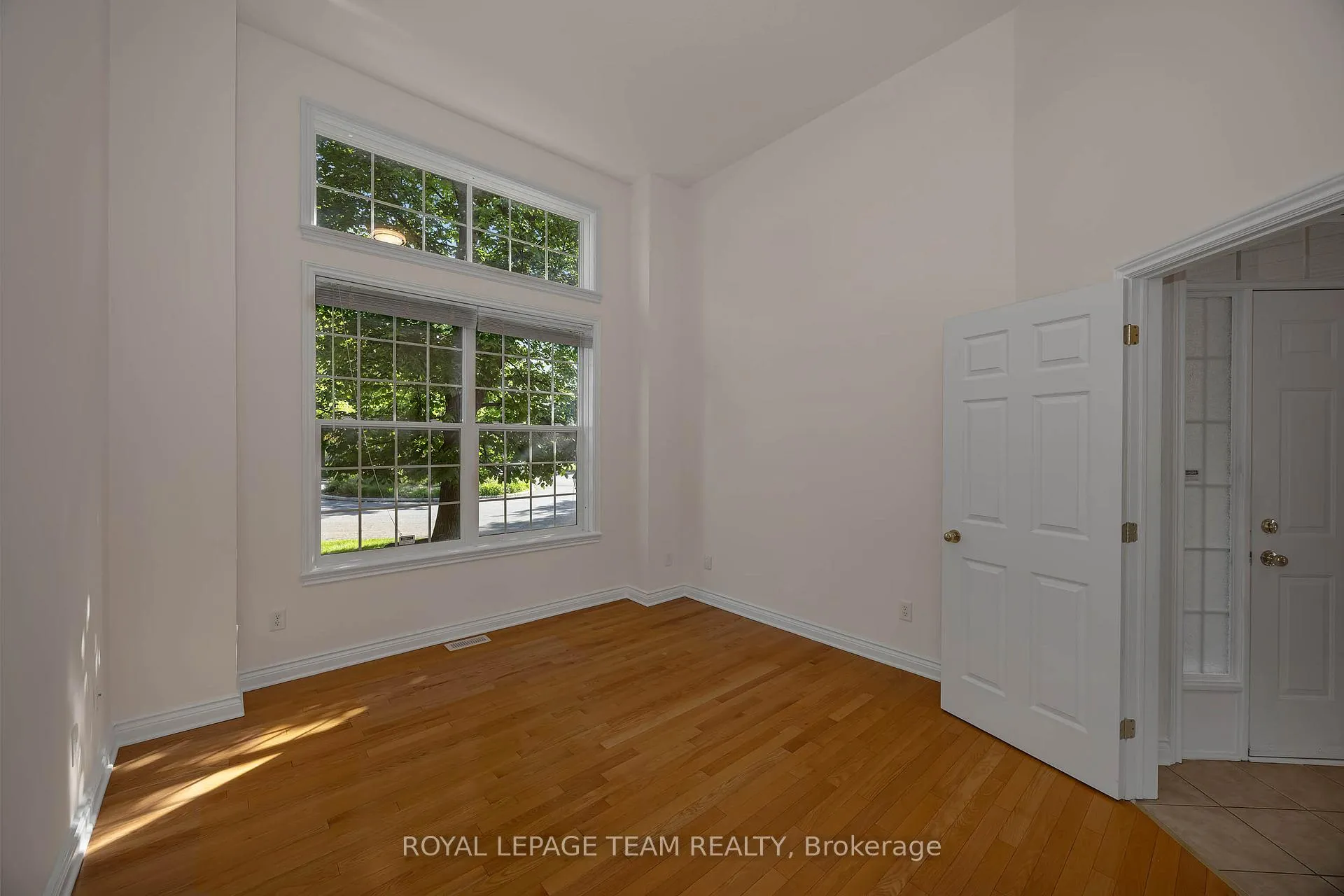 Photo 28 of 32 Silverthorn Court, Ottawa, Barrhaven - Stonebridge — HOMEH