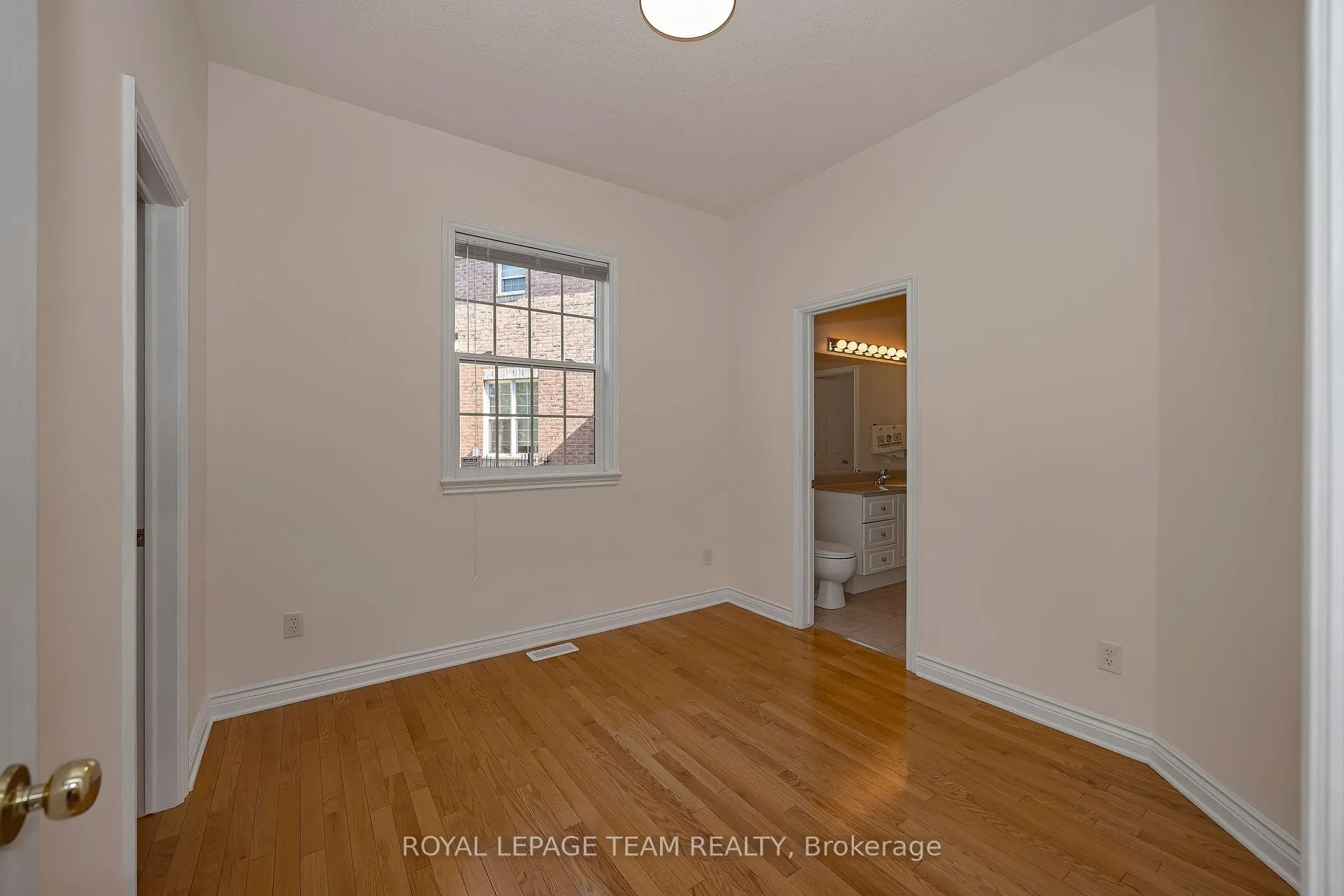 Photo 31 of 32 Silverthorn Court, Ottawa, Barrhaven - Stonebridge — HOMEH