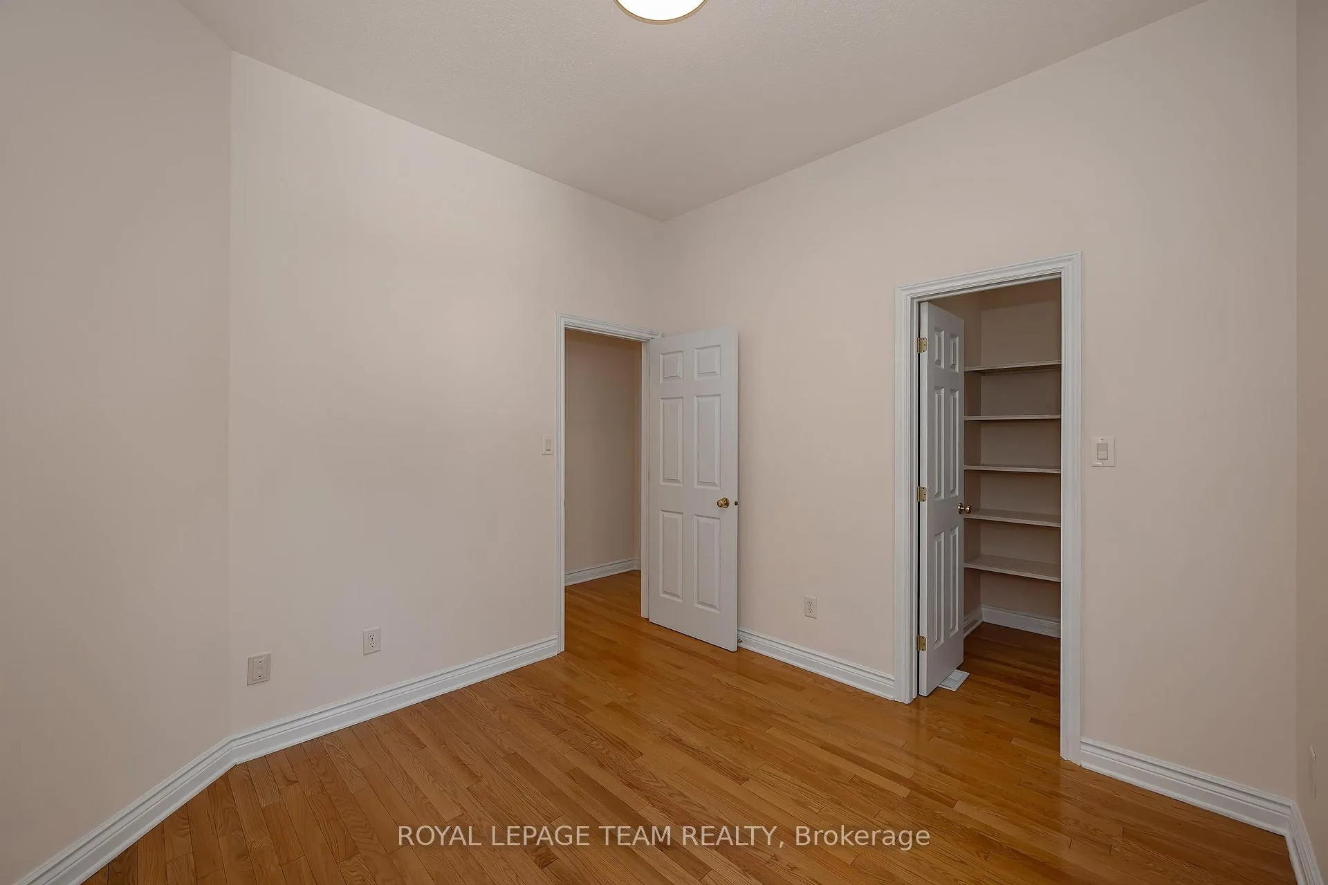 Photo 32 of 32 Silverthorn Court, Ottawa, Barrhaven - Stonebridge — HOMEH