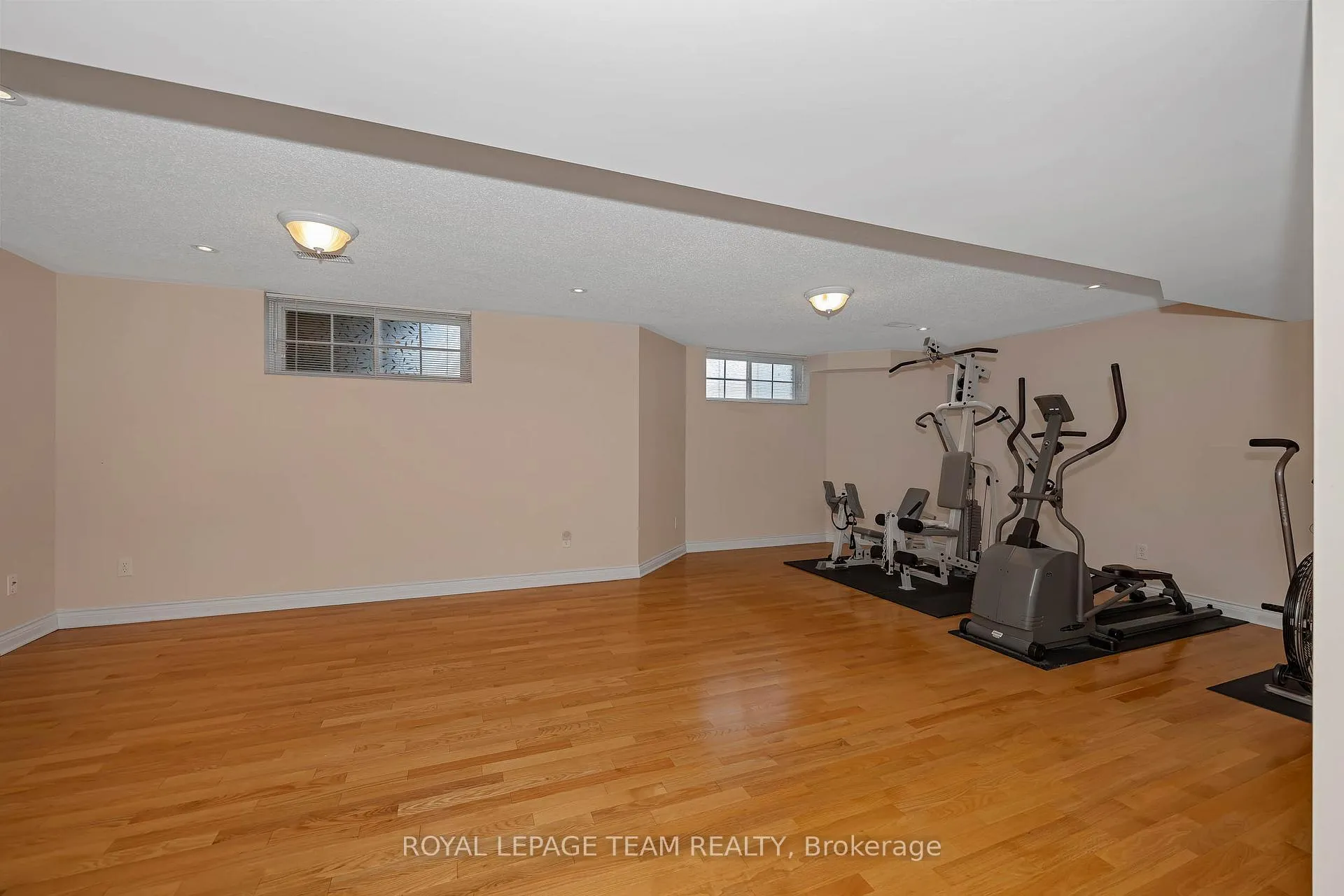 Photo 35 of 32 Silverthorn Court, Ottawa, Barrhaven - Stonebridge — HOMEH