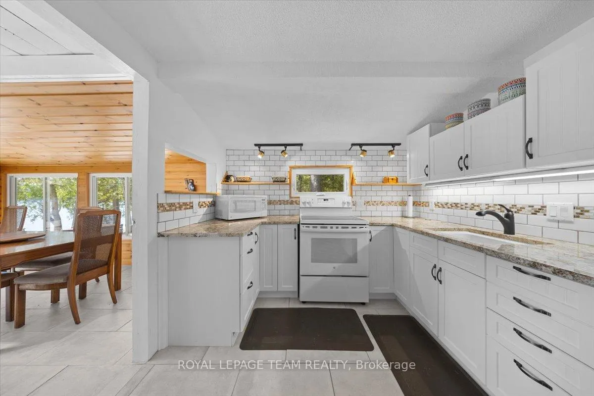 Photo 15 of 91 Bertrim Lane, Frontenac, Frontenac South — HOMEH