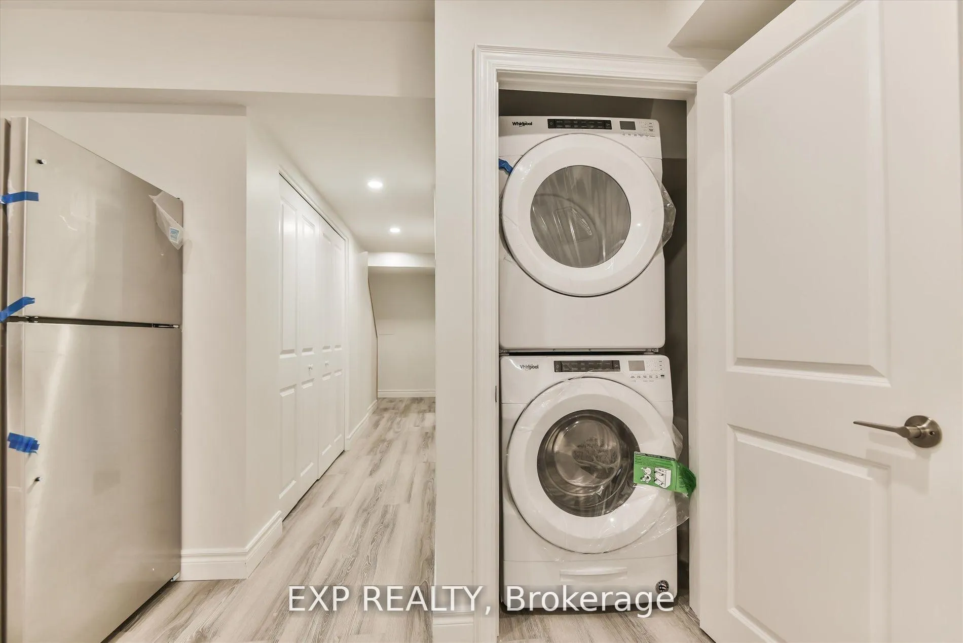 Photo 5 of Unit B, 922 Logan Avenue, Toronto, Playter Estates-Danforth — HOMEH