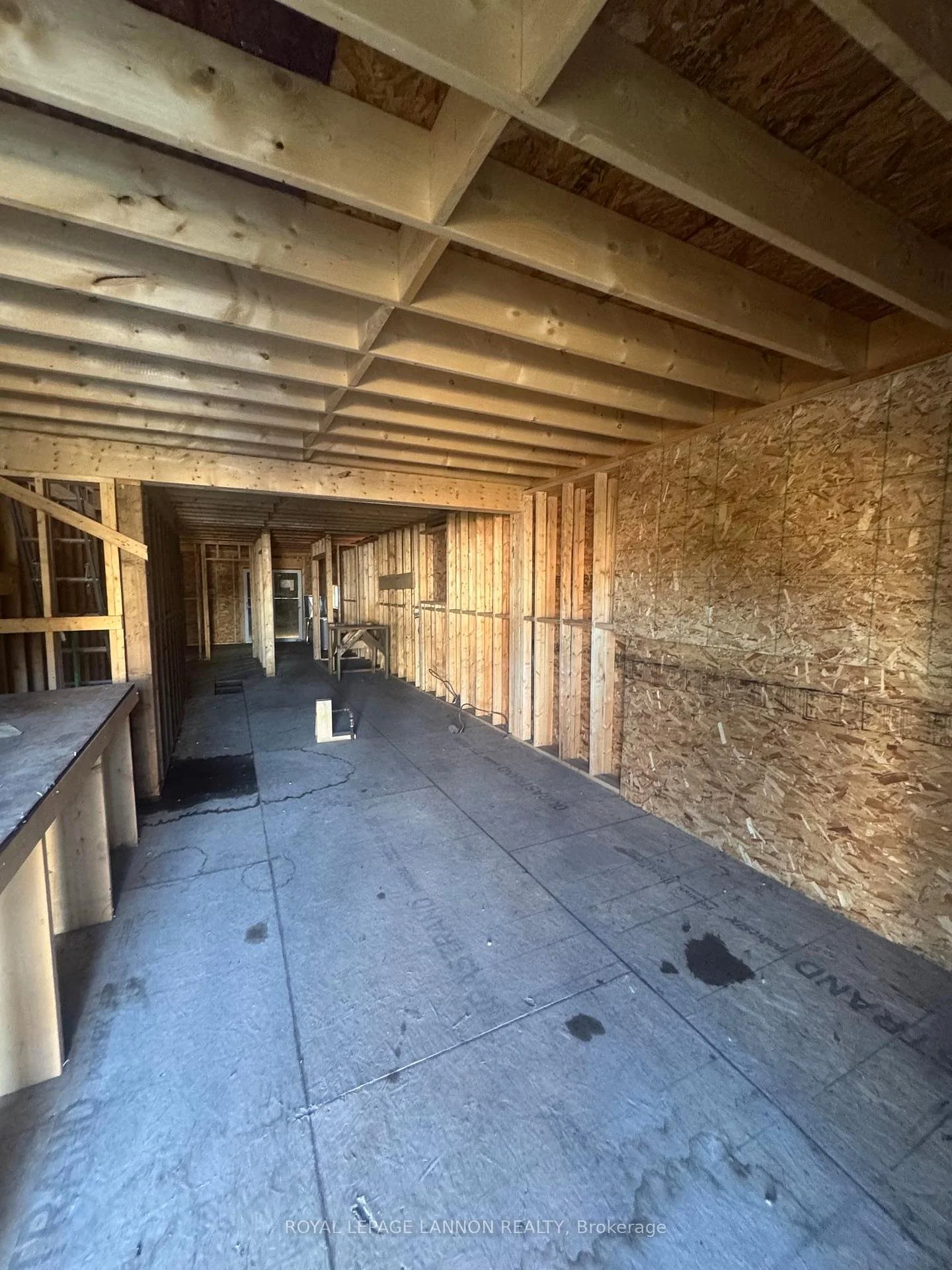 Photo 2 of 525 McIntosh Street, Thunder Bay, East End — HOMEH