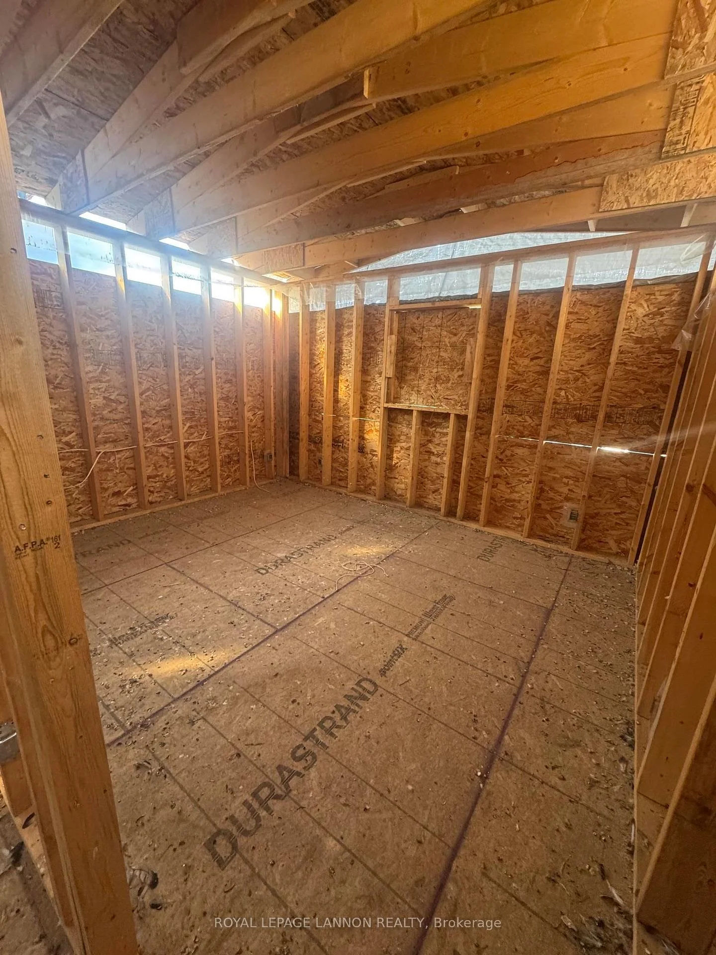 Photo 6 of 525 McIntosh Street, Thunder Bay, East End — HOMEH