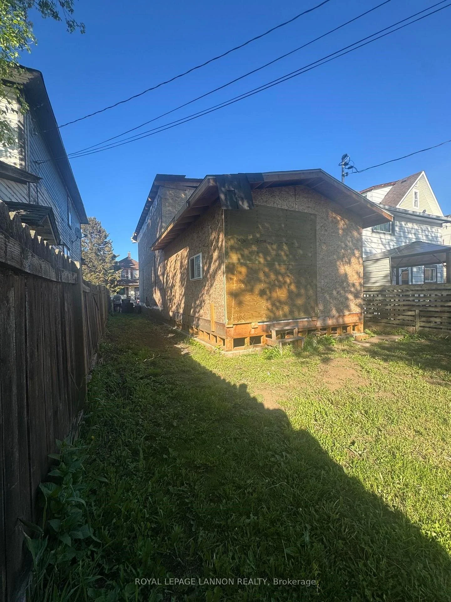 Photo 10 of 525 McIntosh Street, Thunder Bay, East End — HOMEH