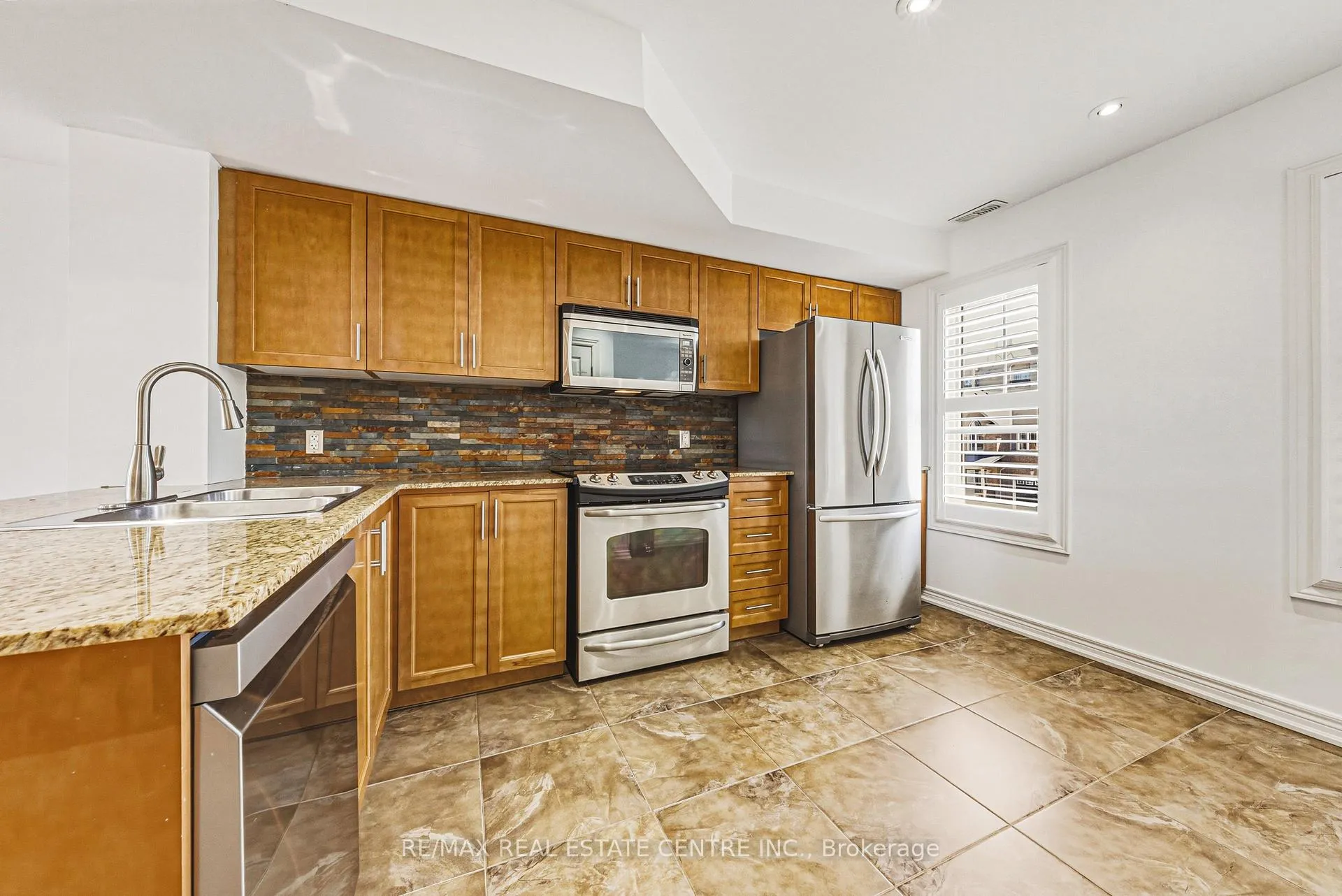 Photo 7 of Unit 52, 1380 Costigan Road, Milton, Clarke — HOMEH