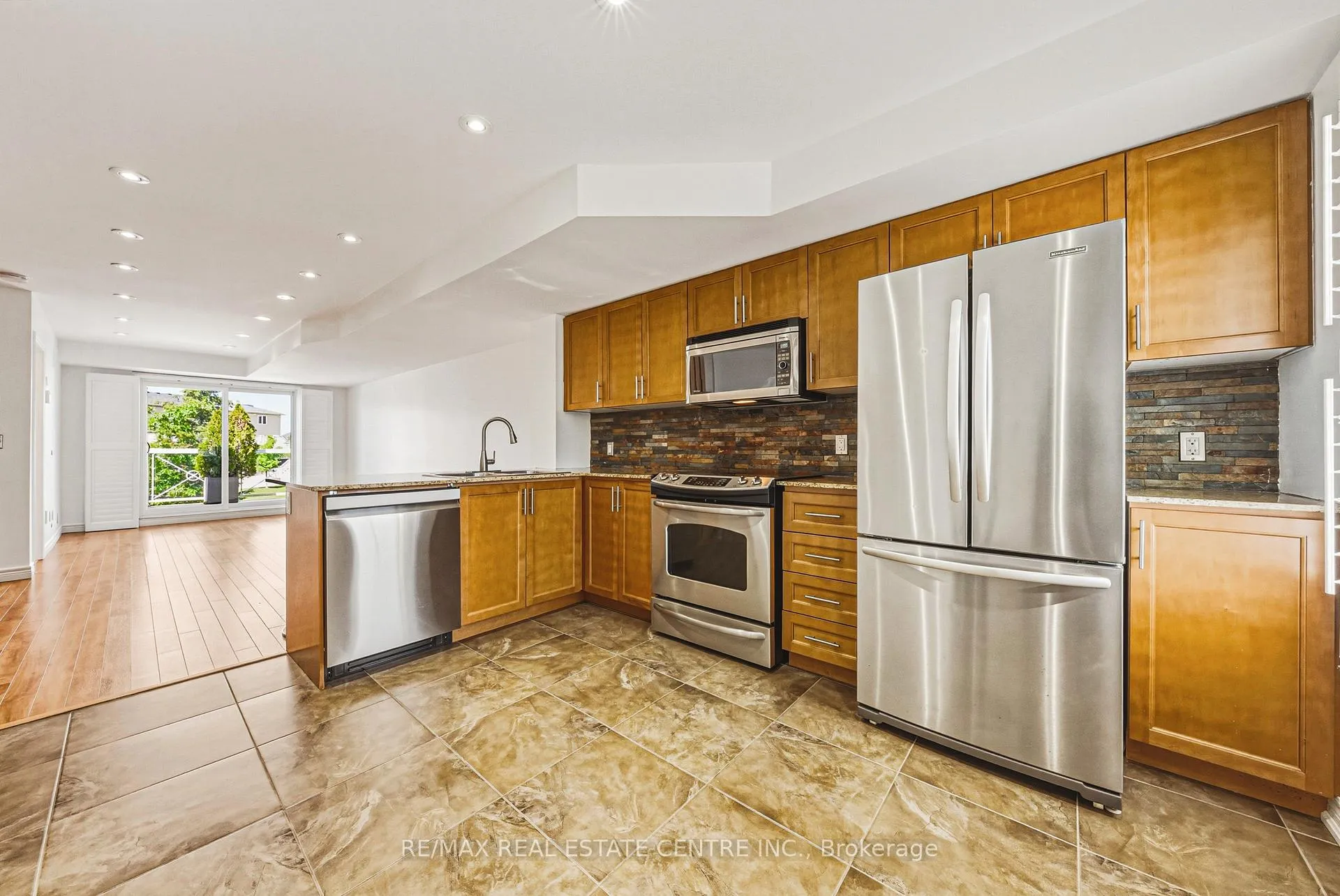 Photo 8 of Unit 52, 1380 Costigan Road, Milton, Clarke — HOMEH