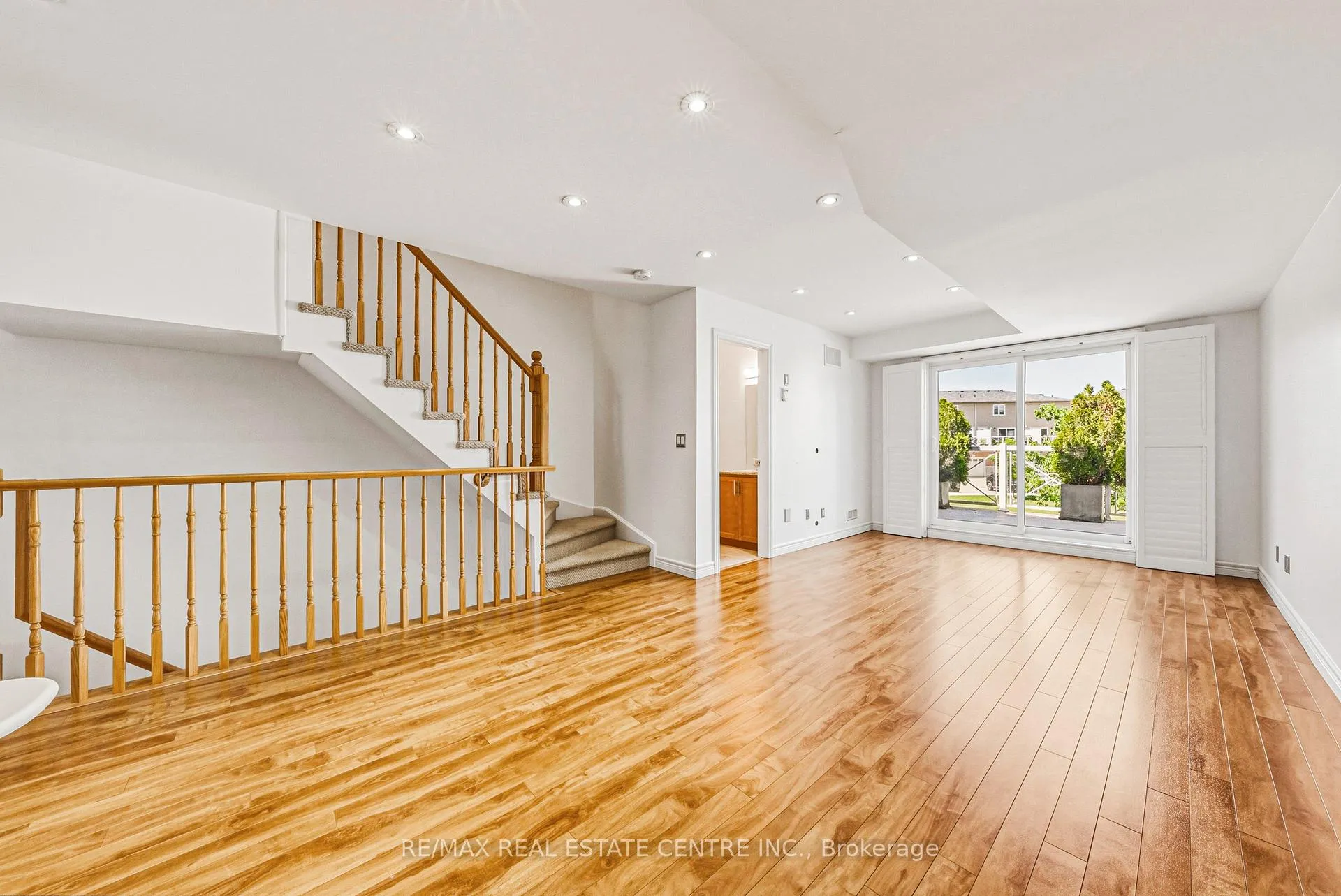 Photo 9 of Unit 52, 1380 Costigan Road, Milton, Clarke — HOMEH