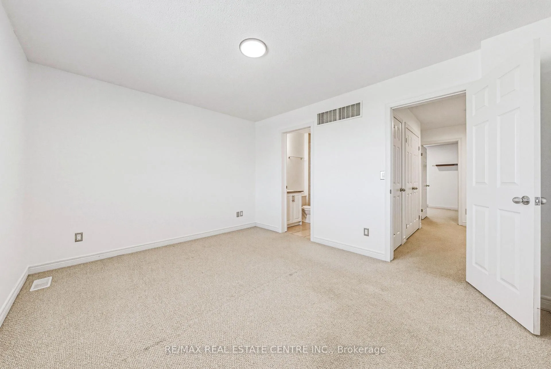 Photo 16 of Unit 52, 1380 Costigan Road, Milton, Clarke — HOMEH
