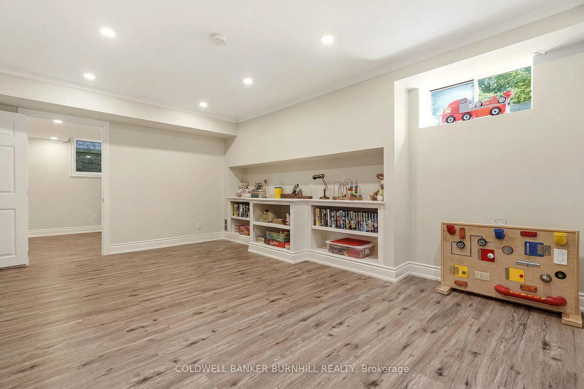 Photo 37 of 1811 Old Waterdown Road, Burlington, Grindstone — HOMEH