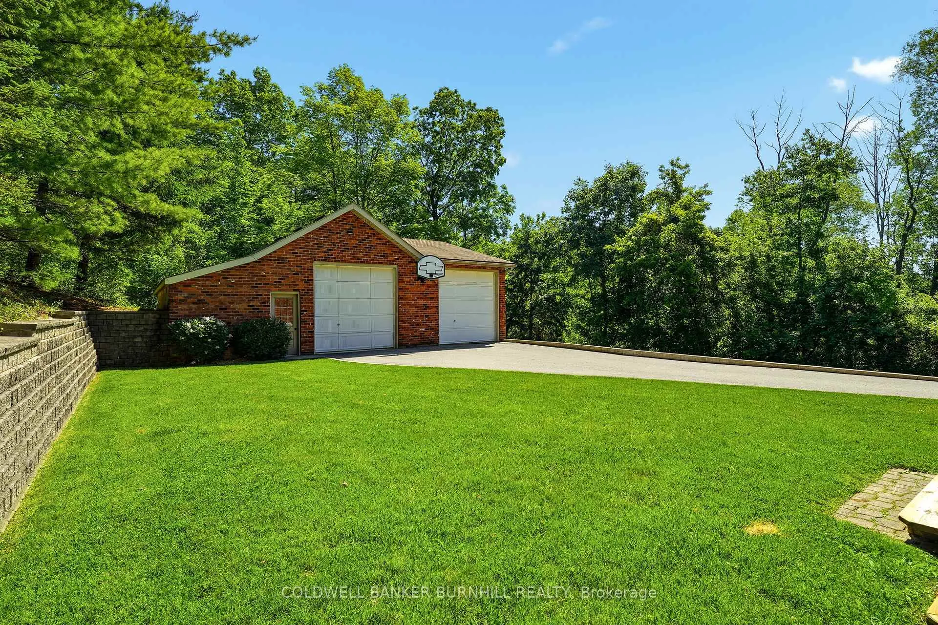 Photo 41 of 1811 Old Waterdown Road, Burlington, Grindstone — HOMEH