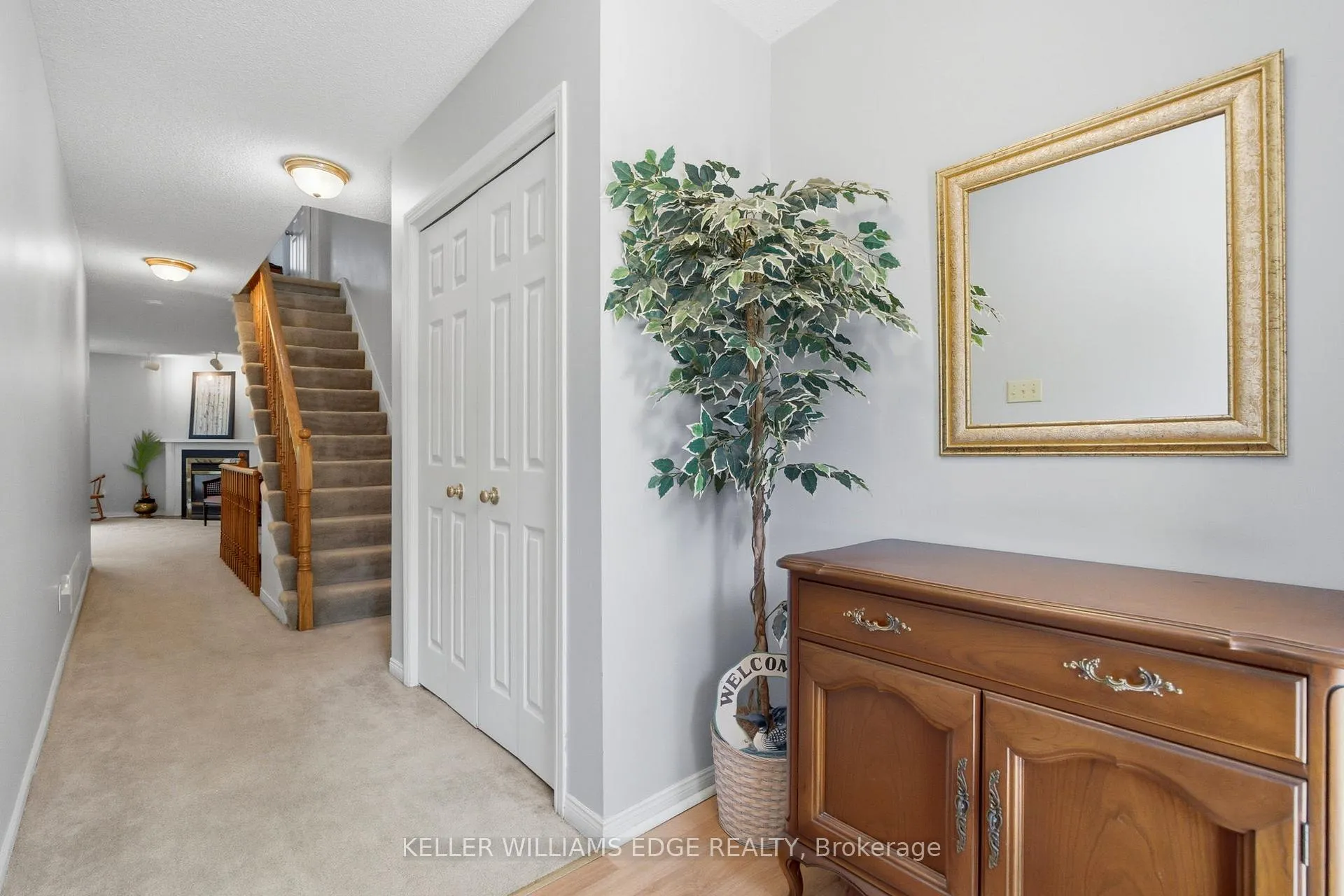 Photo 4 of Unit 49, 26 Moss Boulevard, Hamilton, Dundas — HOMEH