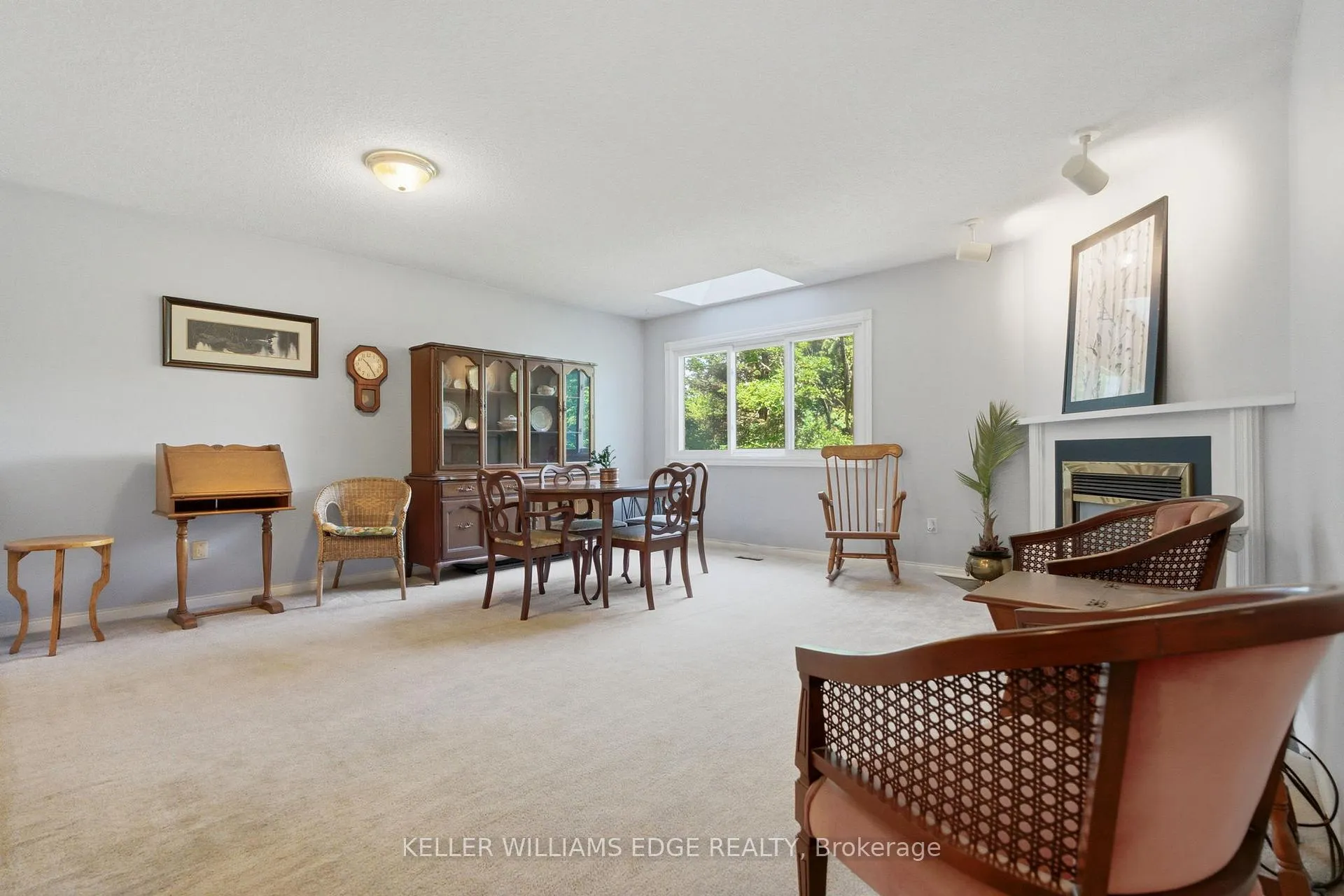 Photo 5 of Unit 49, 26 Moss Boulevard, Hamilton, Dundas — HOMEH
