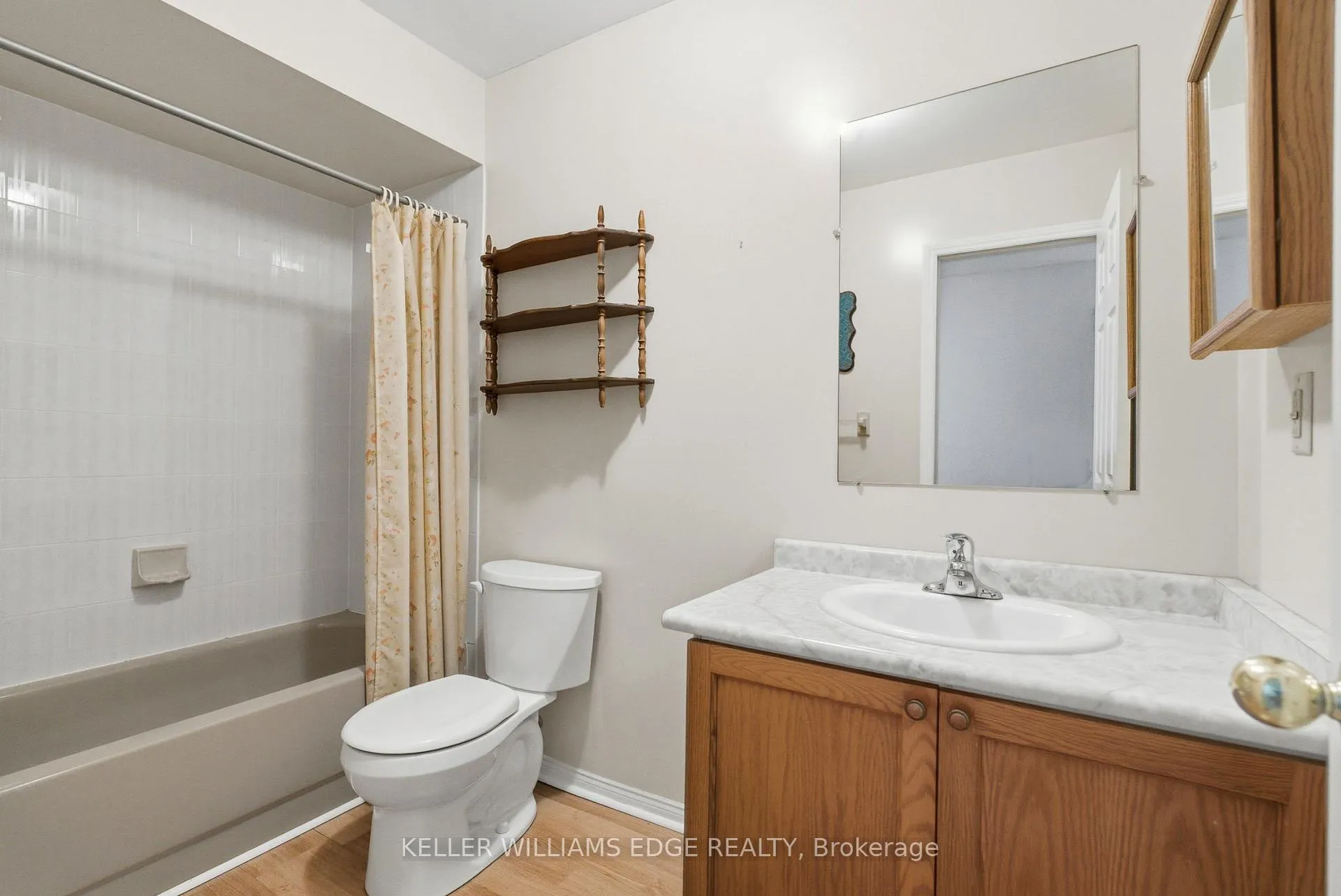 Photo 13 of Unit 49, 26 Moss Boulevard, Hamilton, Dundas — HOMEH