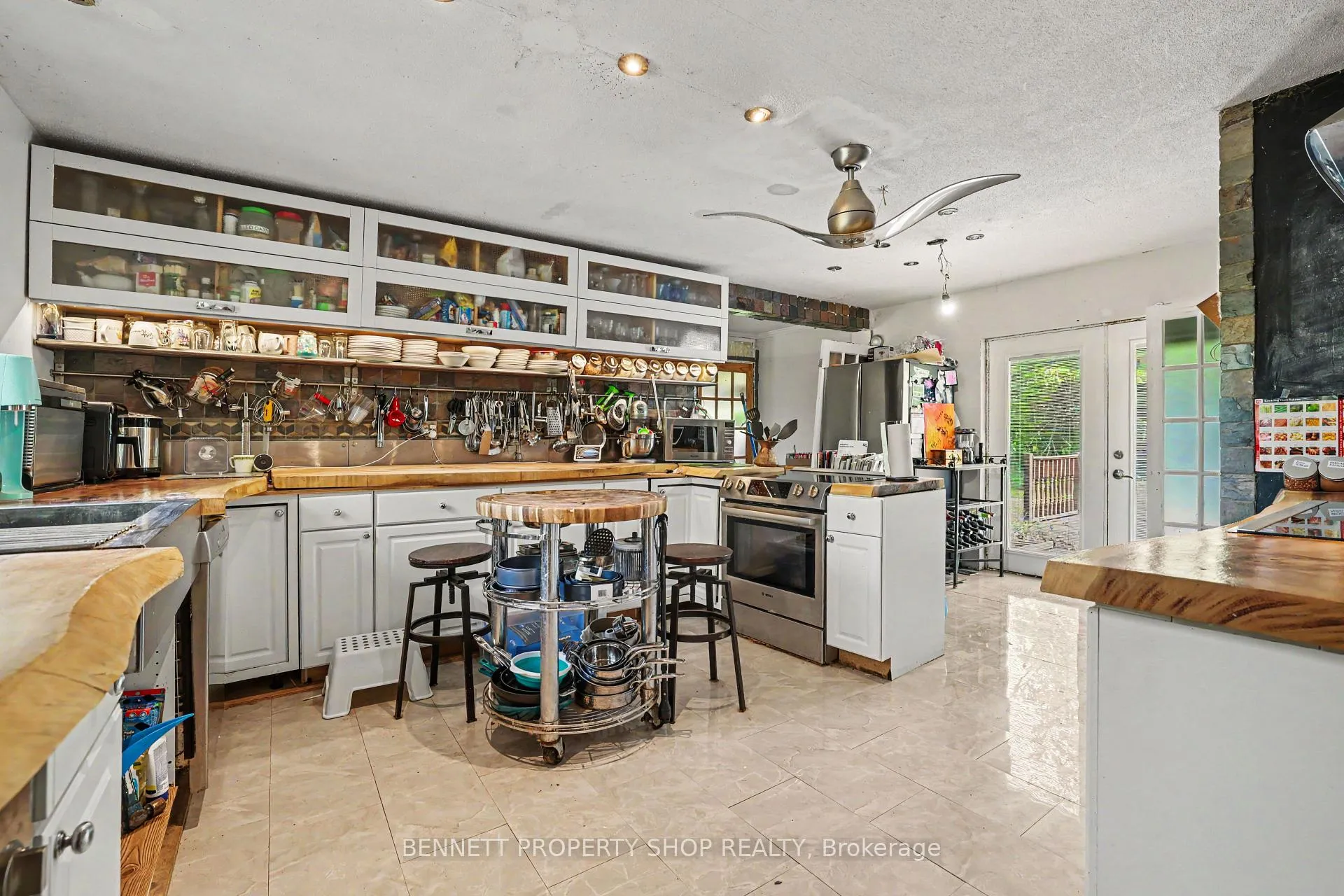 Photo 7 of 110 Manion Road, Ottawa, Huntley Ward (South West) — HOMEH