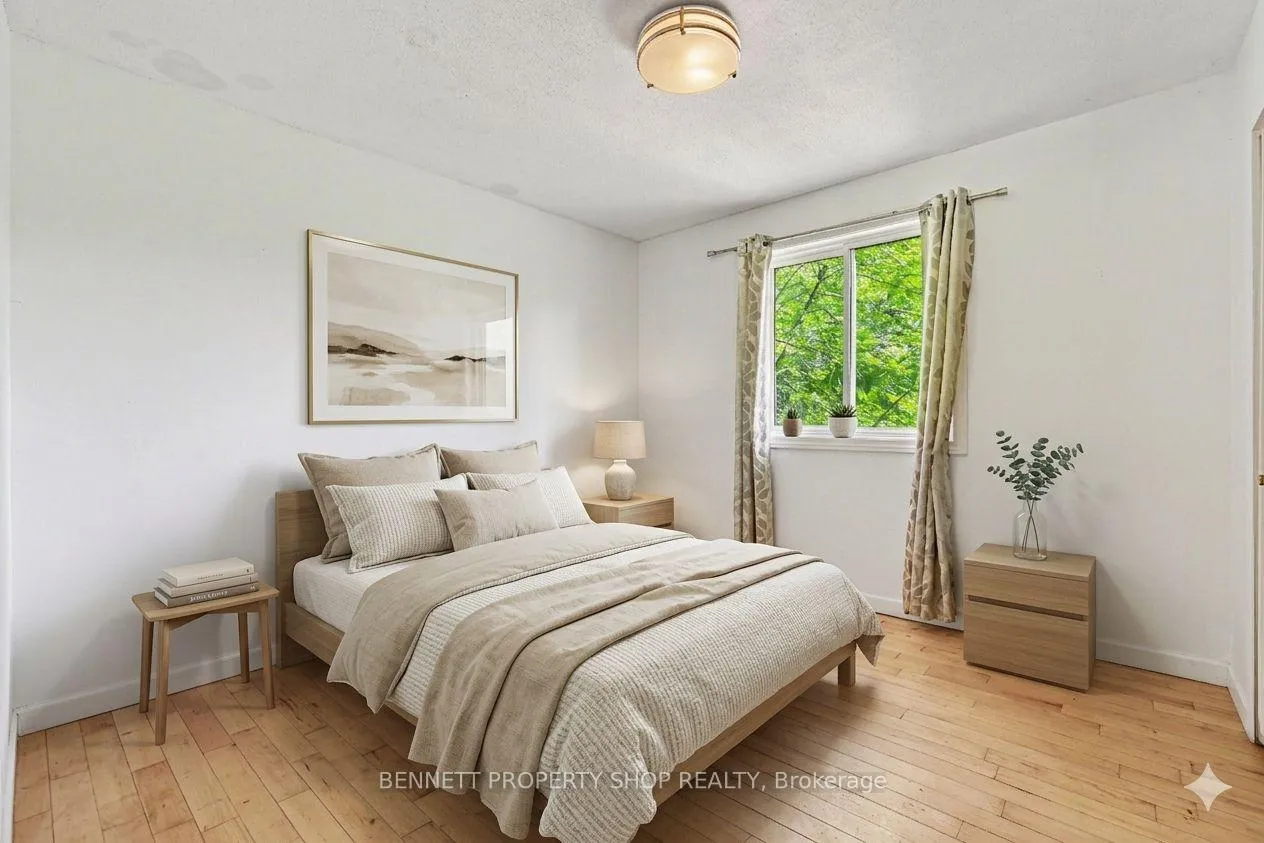 Photo 11 of 110 Manion Road, Ottawa, Huntley Ward (South West) — HOMEH