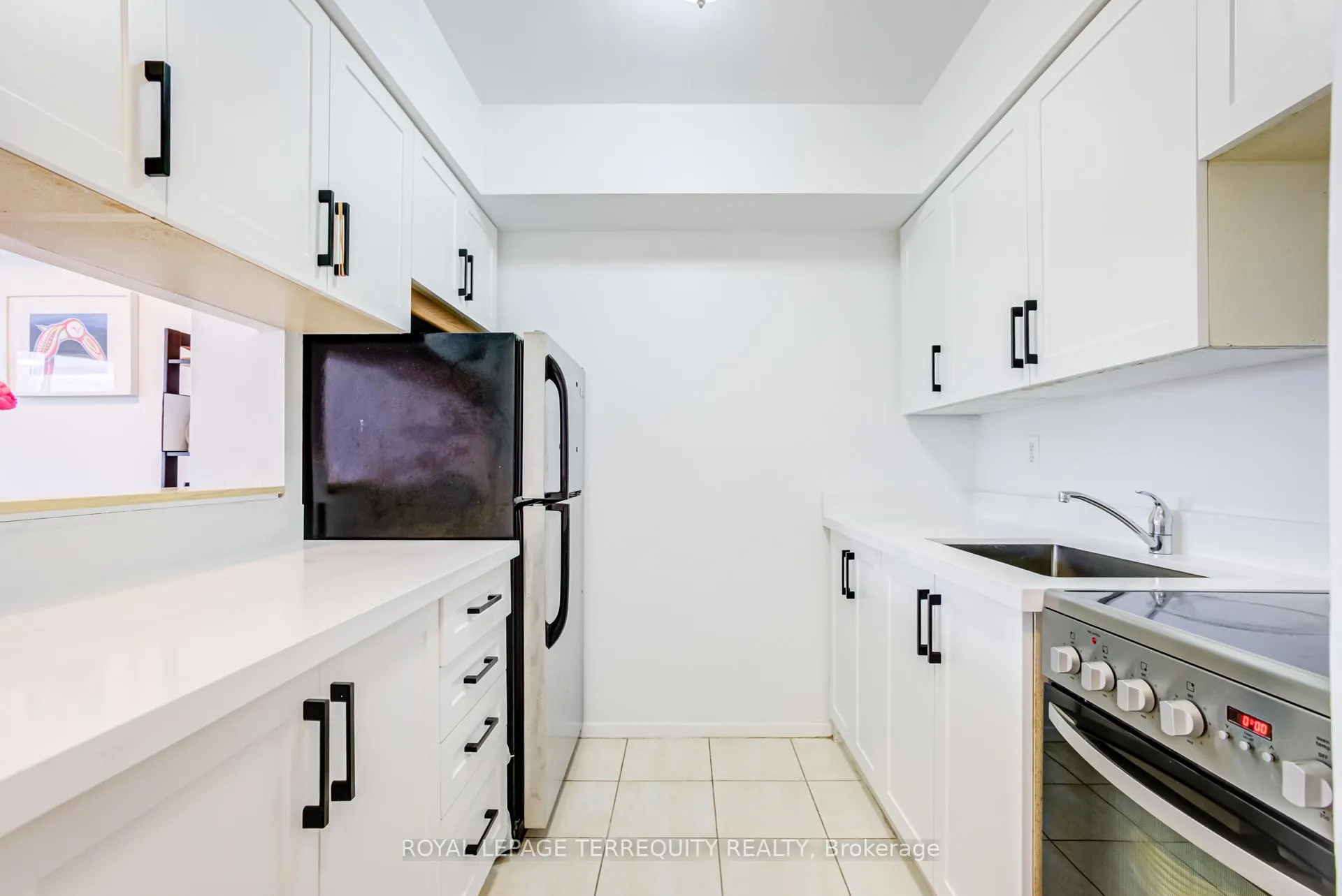Photo 12 of Unit 2302, 633 Bay Street, Toronto, Bay Street Corridor — HOMEH