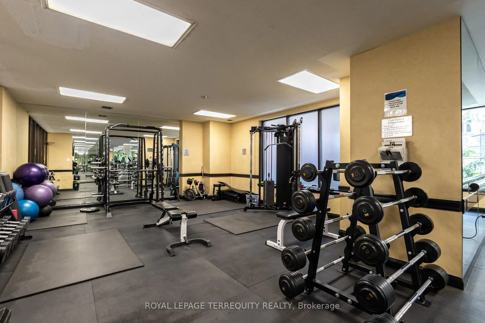 Photo 35 of Unit 2302, 633 Bay Street, Toronto, Bay Street Corridor — HOMEH