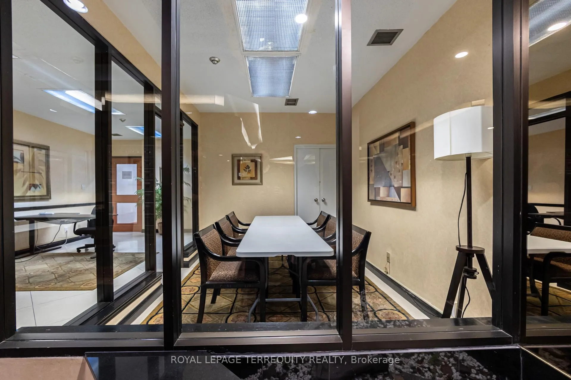 Photo 47 of Unit 2302, 633 Bay Street, Toronto, Bay Street Corridor — HOMEH