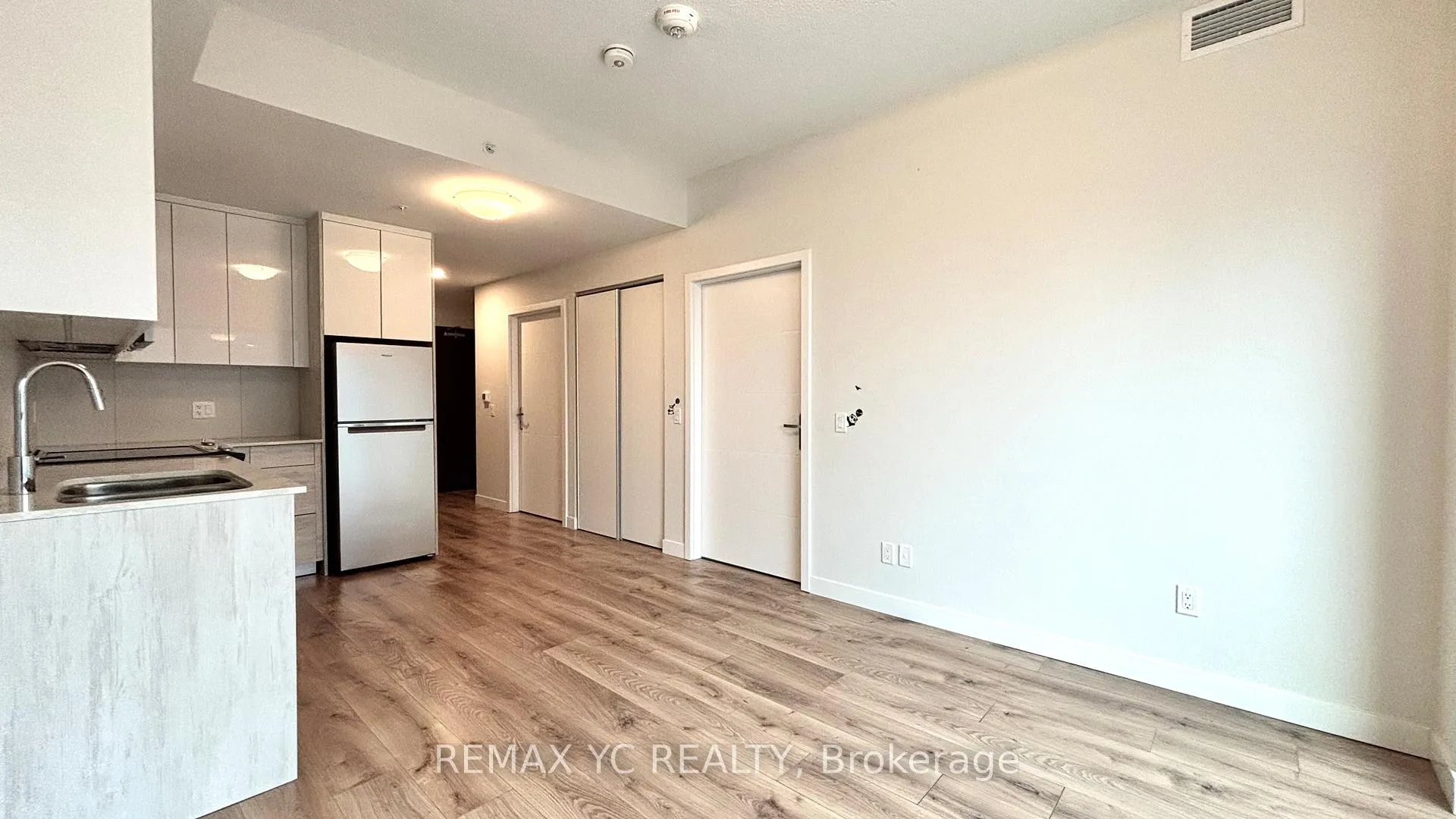 Photo 3 of Unit 405, 60 Frederick Street, Kitchener, City Commercial Core — HOMEH