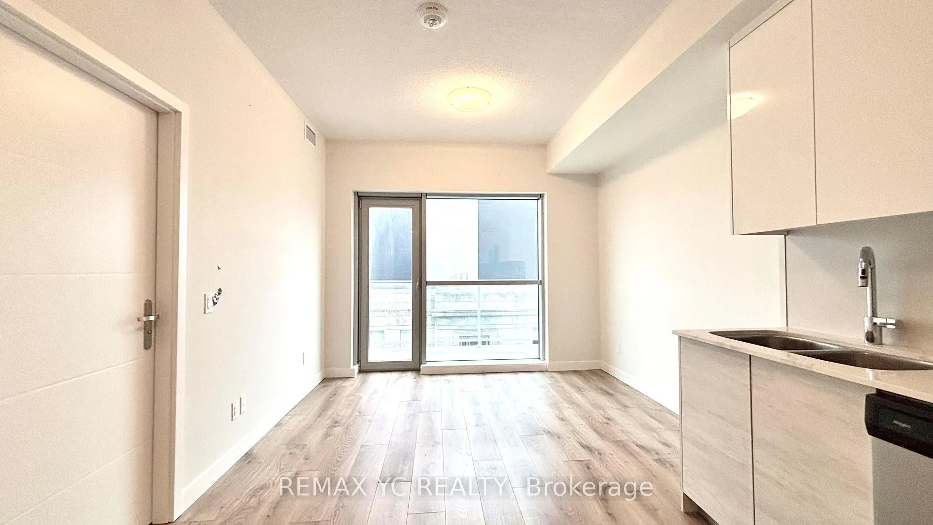 Photo 5 of Unit 405, 60 Frederick Street, Kitchener, City Commercial Core — HOMEH