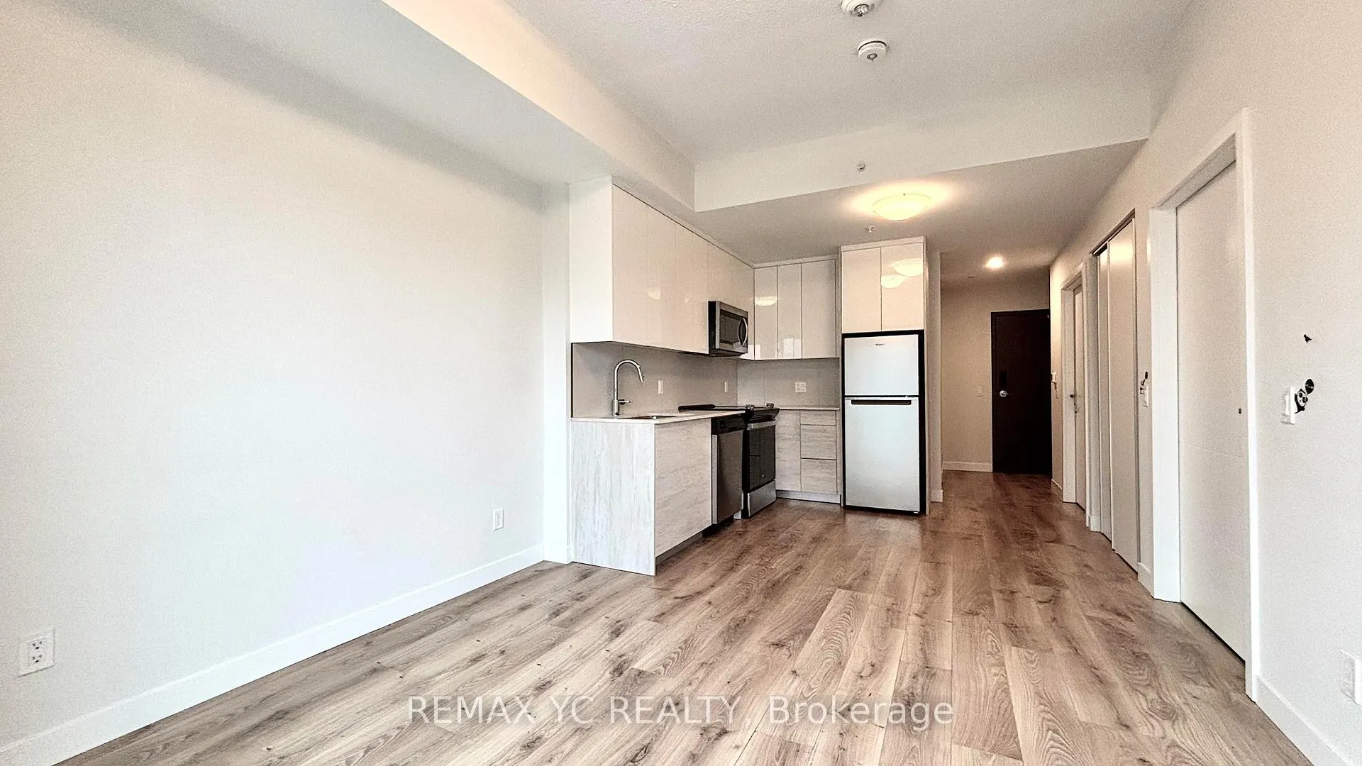 Photo 10 of Unit 405, 60 Frederick Street, Kitchener, City Commercial Core — HOMEH