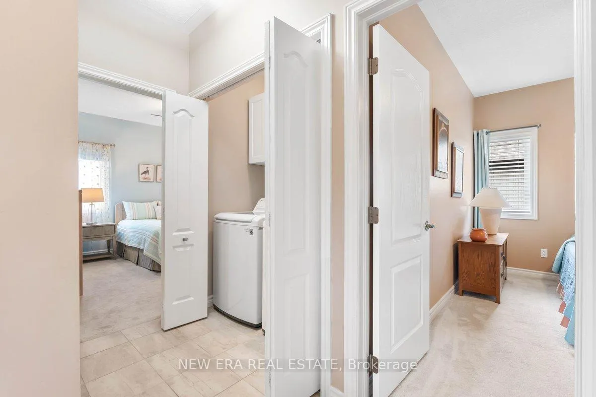 Photo 19 of 17 Dorchester Drive, Prince Edward County, Wellington Ward — HOMEH