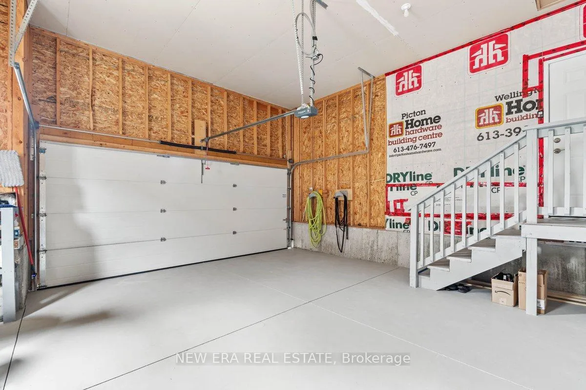 Photo 26 of 17 Dorchester Drive, Prince Edward County, Wellington Ward — HOMEH