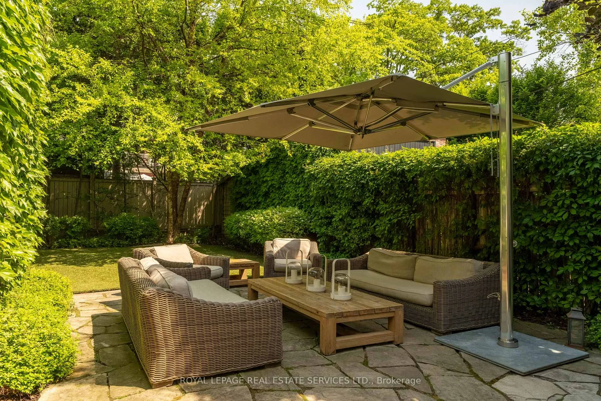 Photo 33 of 80 Binscarth Road, Toronto, Rosedale-Moore Park — HOMEH