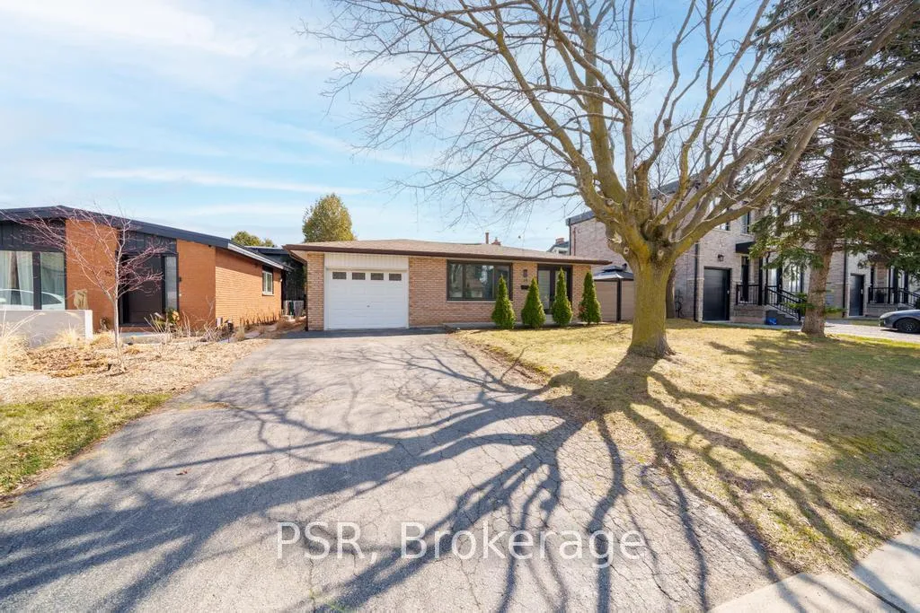 Photo 2 of 19 Glen Forest Drive, Hamilton, Red Hill — HOMEH