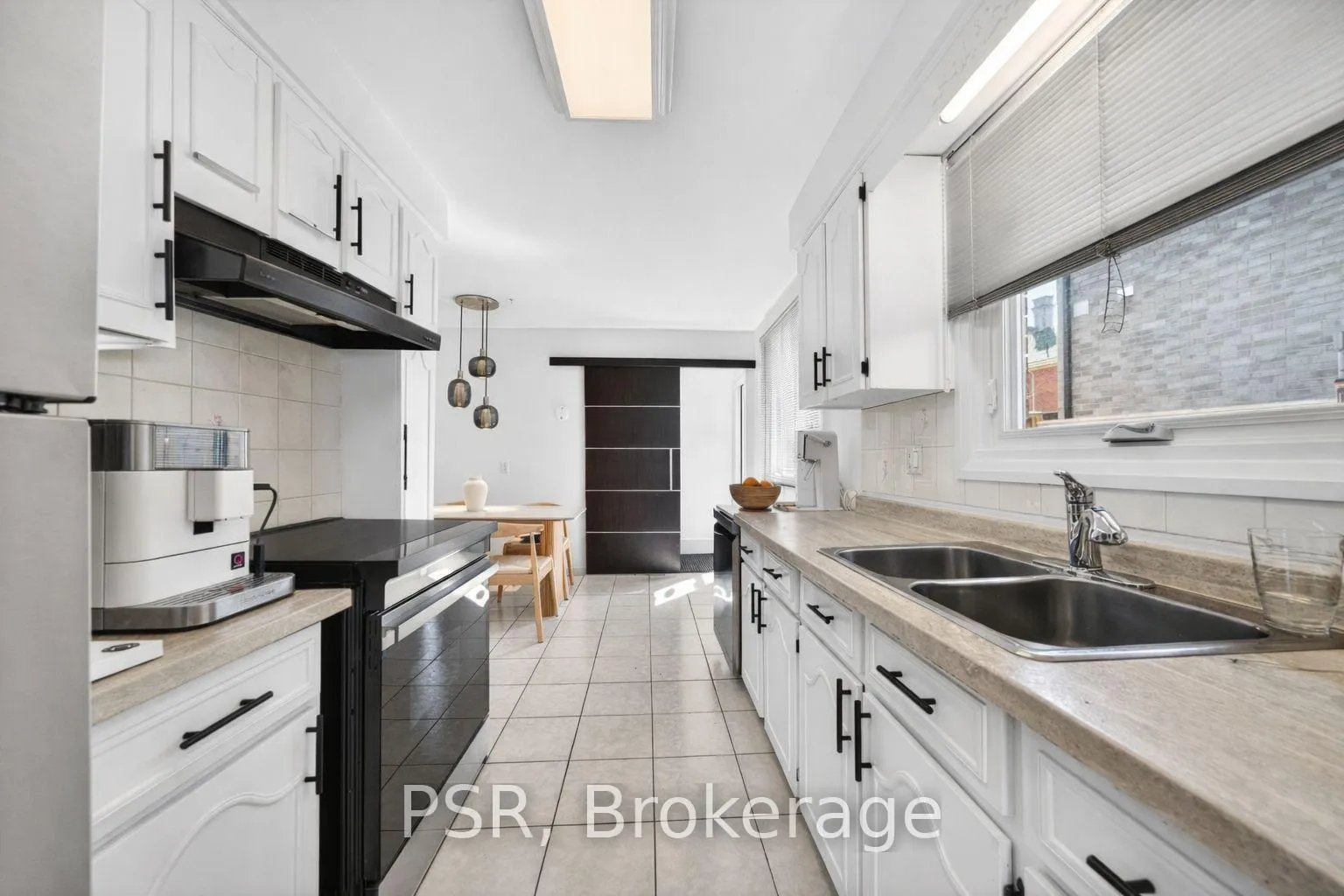Photo 9 of 19 Glen Forest Drive, Hamilton, Red Hill — HOMEH