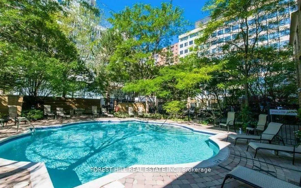 Photo 6 of Unit 1014, 123 Eglinton Avenue E, Toronto, Mount Pleasant West — HOMEH