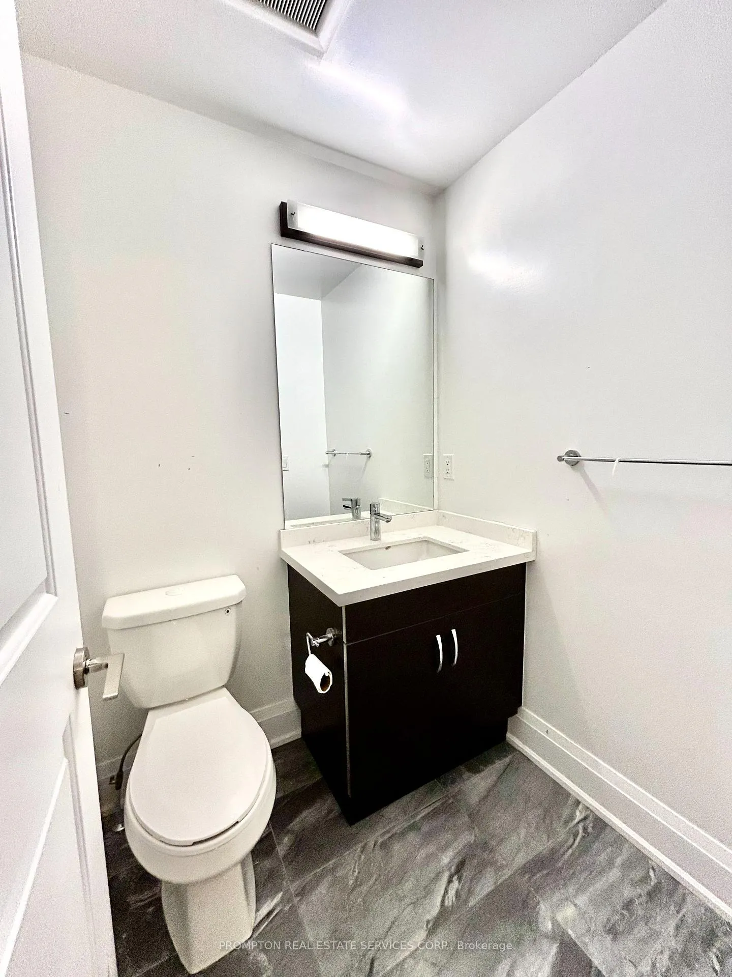 Photo 10 of 6 Mildred Temple Way, Markham, Unionville — HOMEH