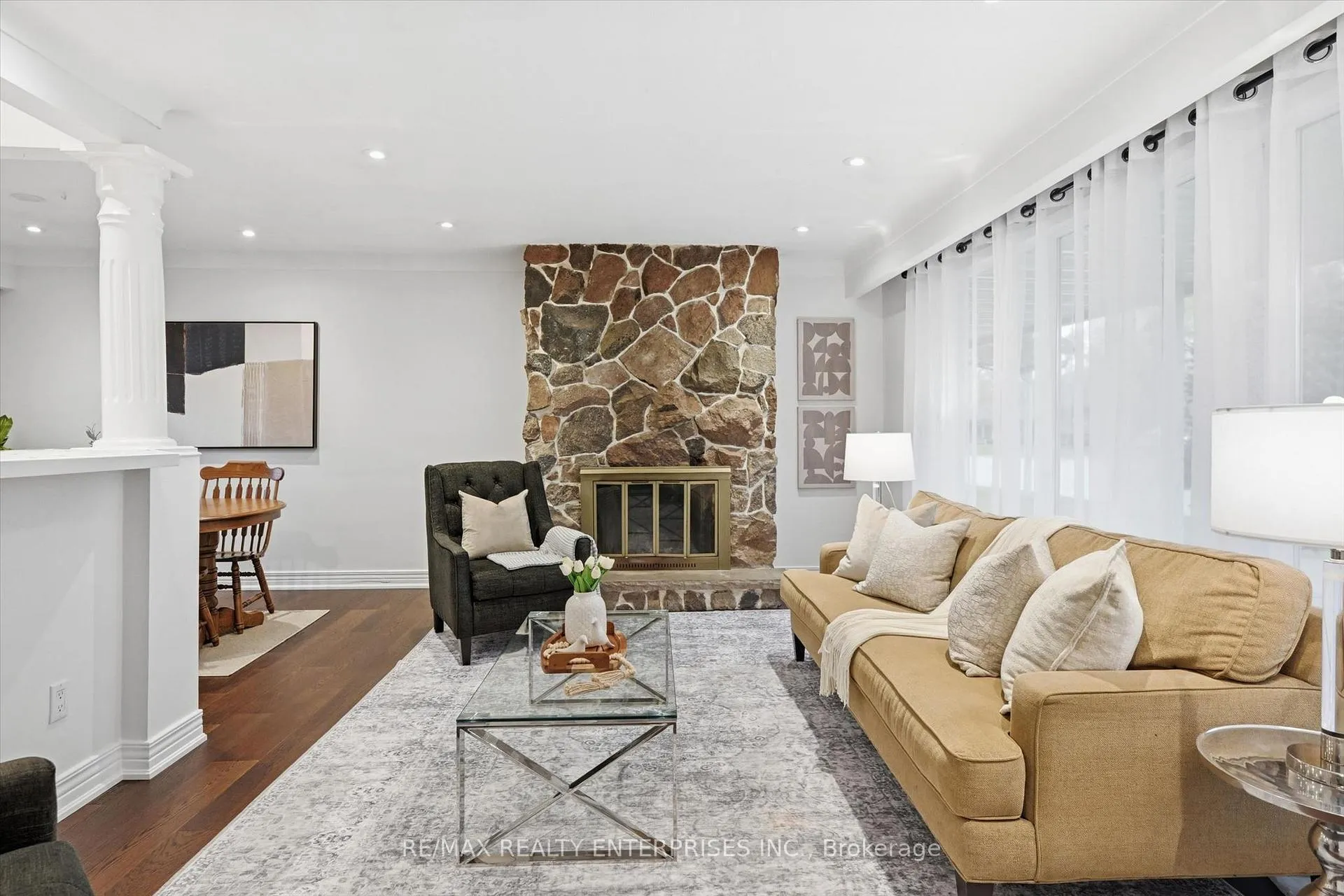 Photo 8 of 5187 Carousel Court, Burlington, Appleby — HOMEH