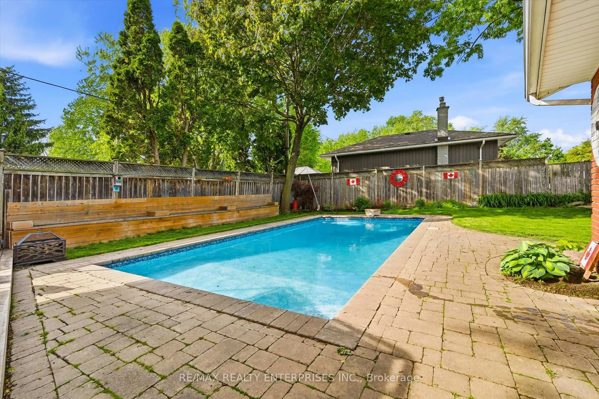 Photo 24 of 5187 Carousel Court, Burlington, Appleby — HOMEH