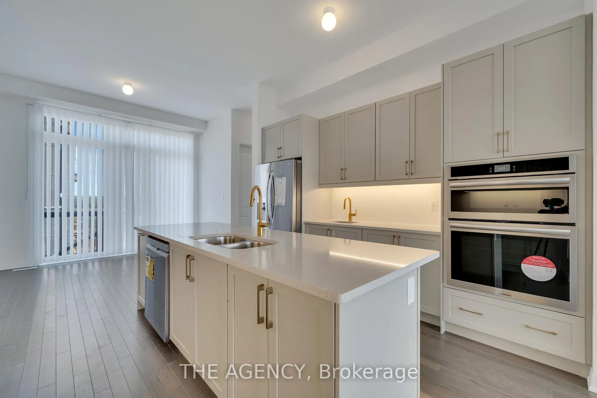 Photo 14 of 275 Port Darlington Road, Clarington, Bowmanville — HOMEH