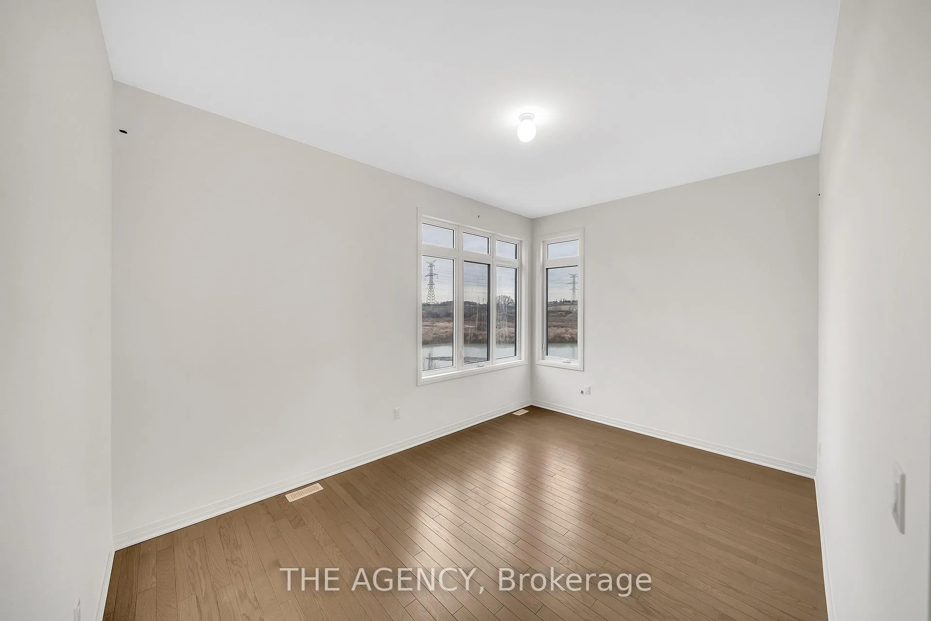 Photo 22 of 275 Port Darlington Road, Clarington, Bowmanville — HOMEH