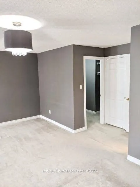 Photo 11 of Unit 81, 151 Townsgate Drive, Vaughan, Crestwood-Springfarm-Yorkhill — HOMEH