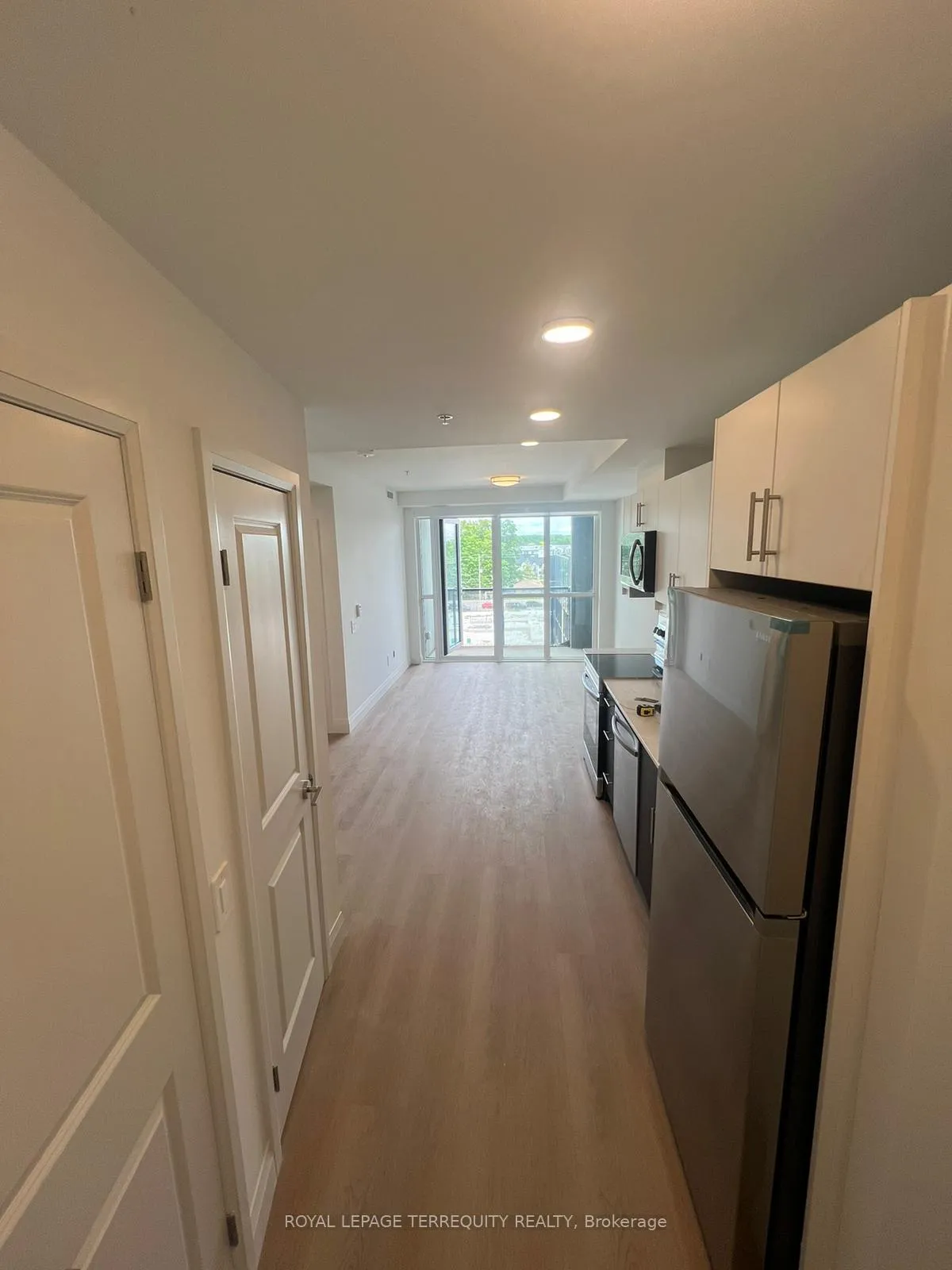 Photo 10 of Unit 501, 1333 Weber Street E, Kitchener, Stanley Park — HOMEH
