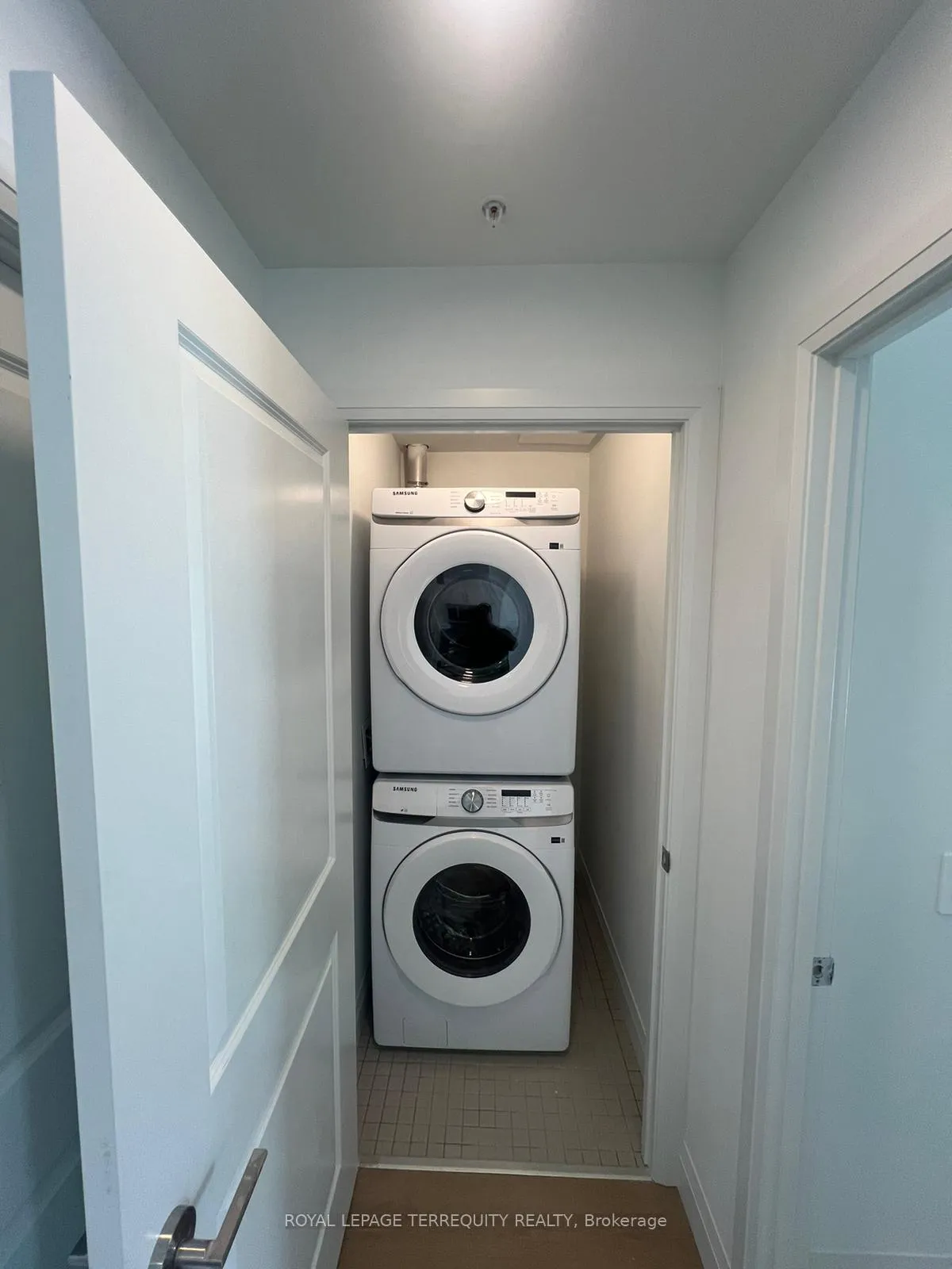 Photo 26 of Unit 501, 1333 Weber Street E, Kitchener, Stanley Park — HOMEH