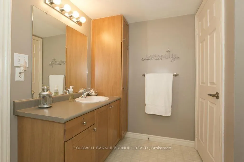 Photo 9 of Unit 407, 2065 Appleby Line, Burlington, Uptown — HOMEH