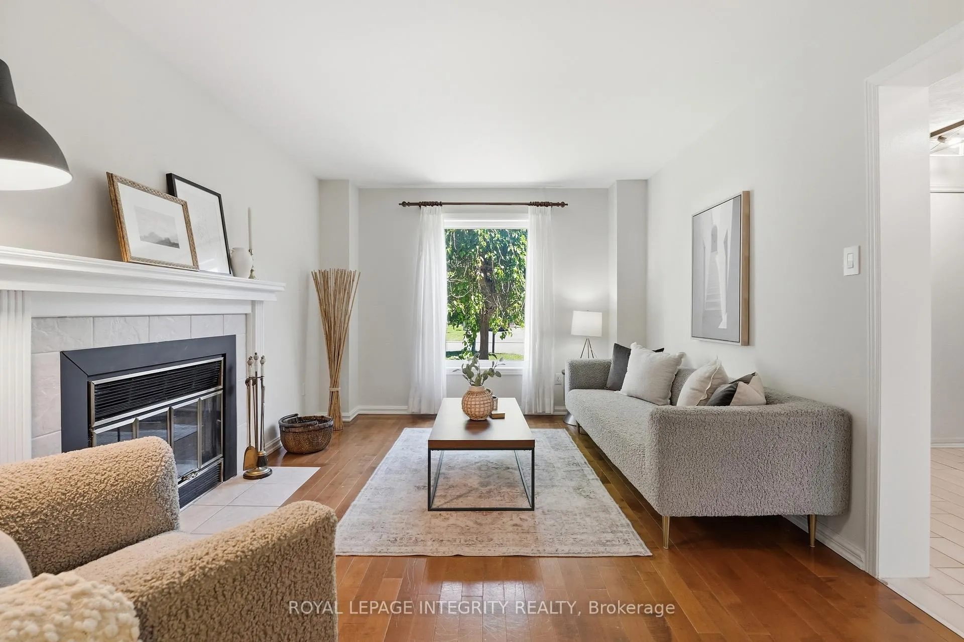 Photo 6 of 38 Victor Street, Ottawa, Stittsville (Central) — HOMEH