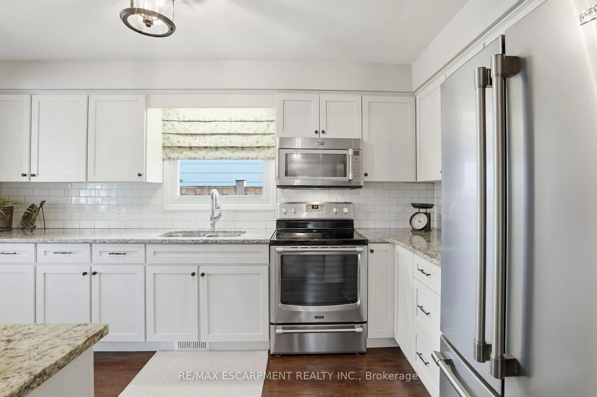 Photo 13 of 92 Watt Avenue, Welland, Lincoln/Crowland — HOMEH